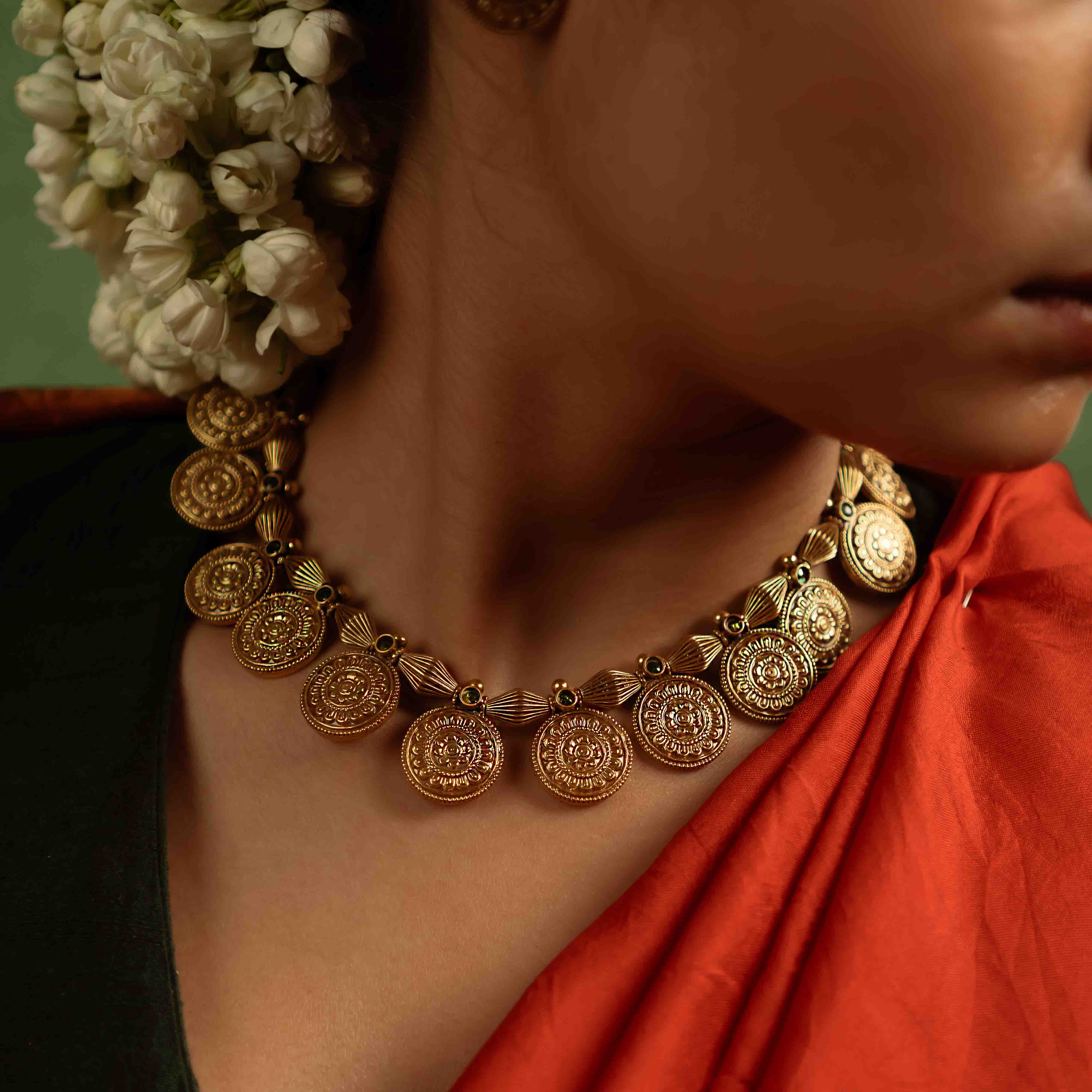 Tradition reimagined! Gulbahar necklace (gold-plated silver) honors Kolhapuri craftsmanship, blending heritage and contemporary elegance. A timeless treasure for today’s woman.