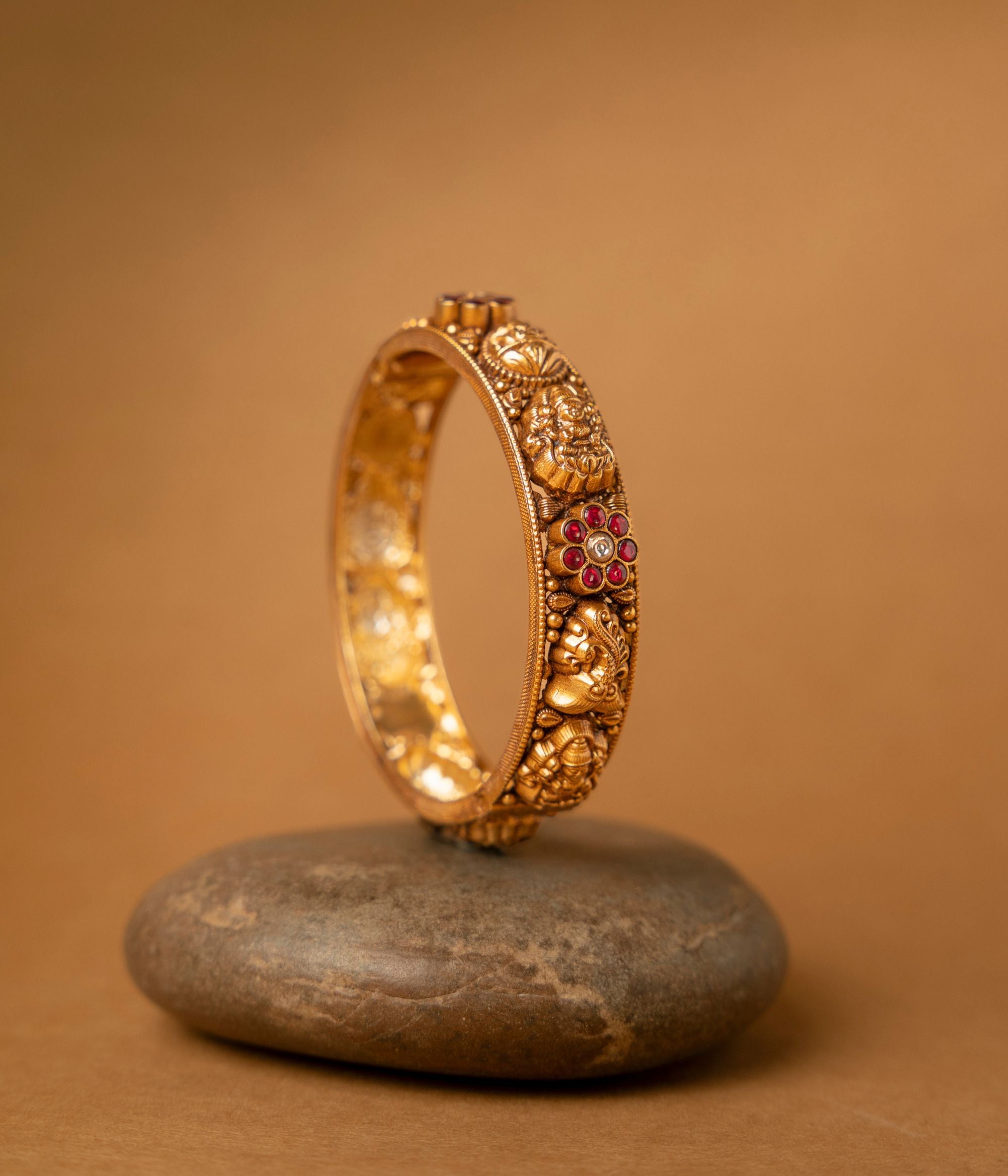 Unique-silver-jewellery-bangle-Chennai.jpg