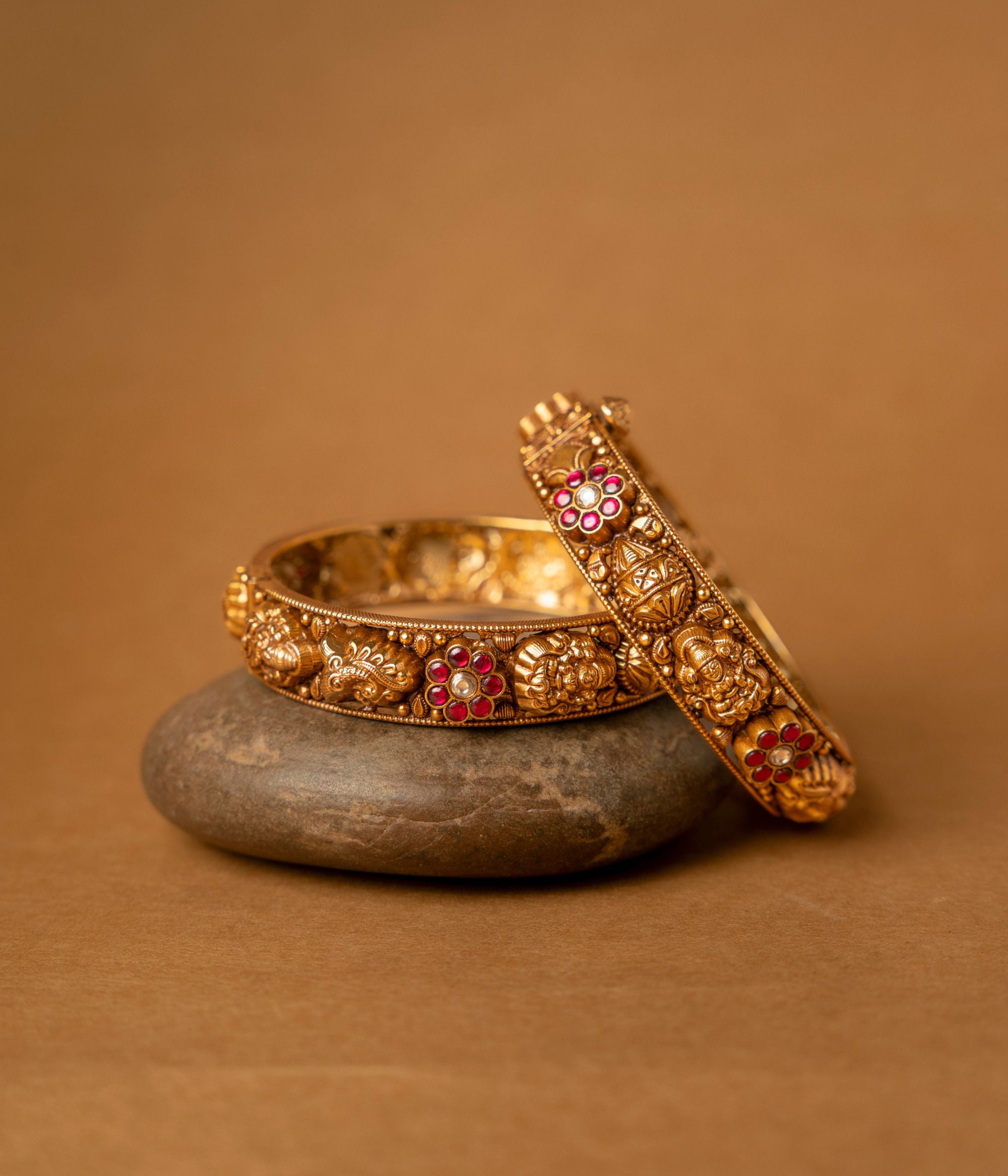 Luxury-silver-jewellery-bangle-Chennai.jpg