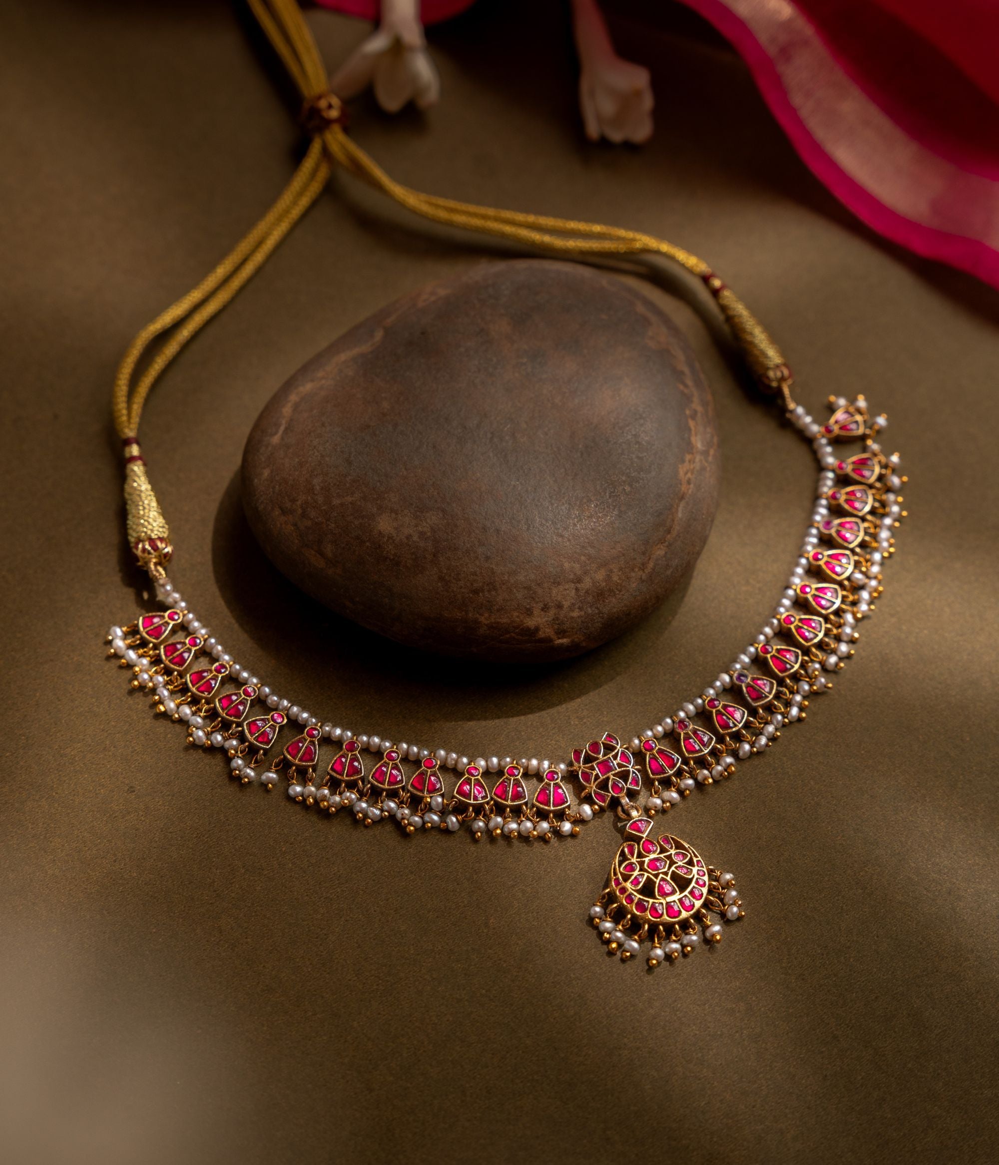 Traditional-silver-jewellery-choker-Chennai.jpg