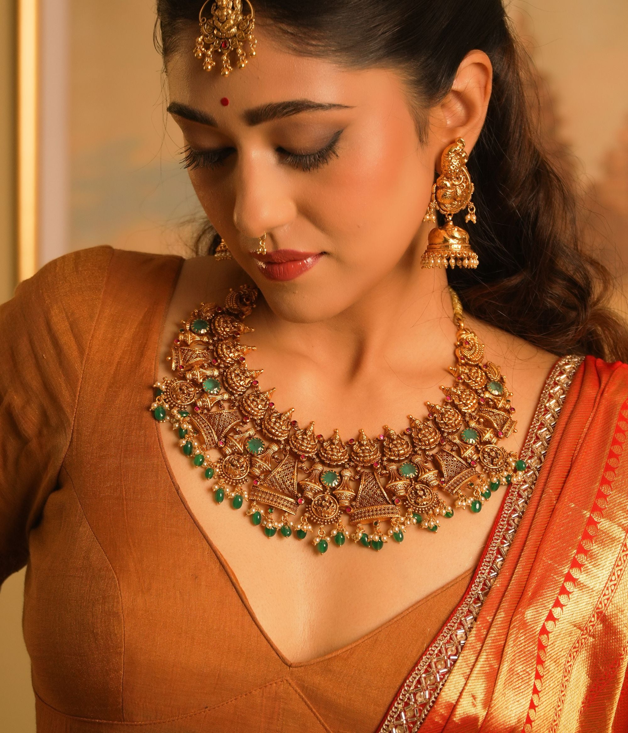 Handcrafted-silver-jewellery-necklace-Chennai.jpg