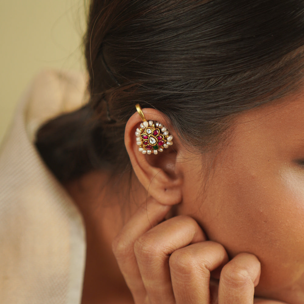 Aashka Bugadi earrings in 92.5 silver with kundan stones and pearls – DivasMantra handcrafted jewelry Chennai