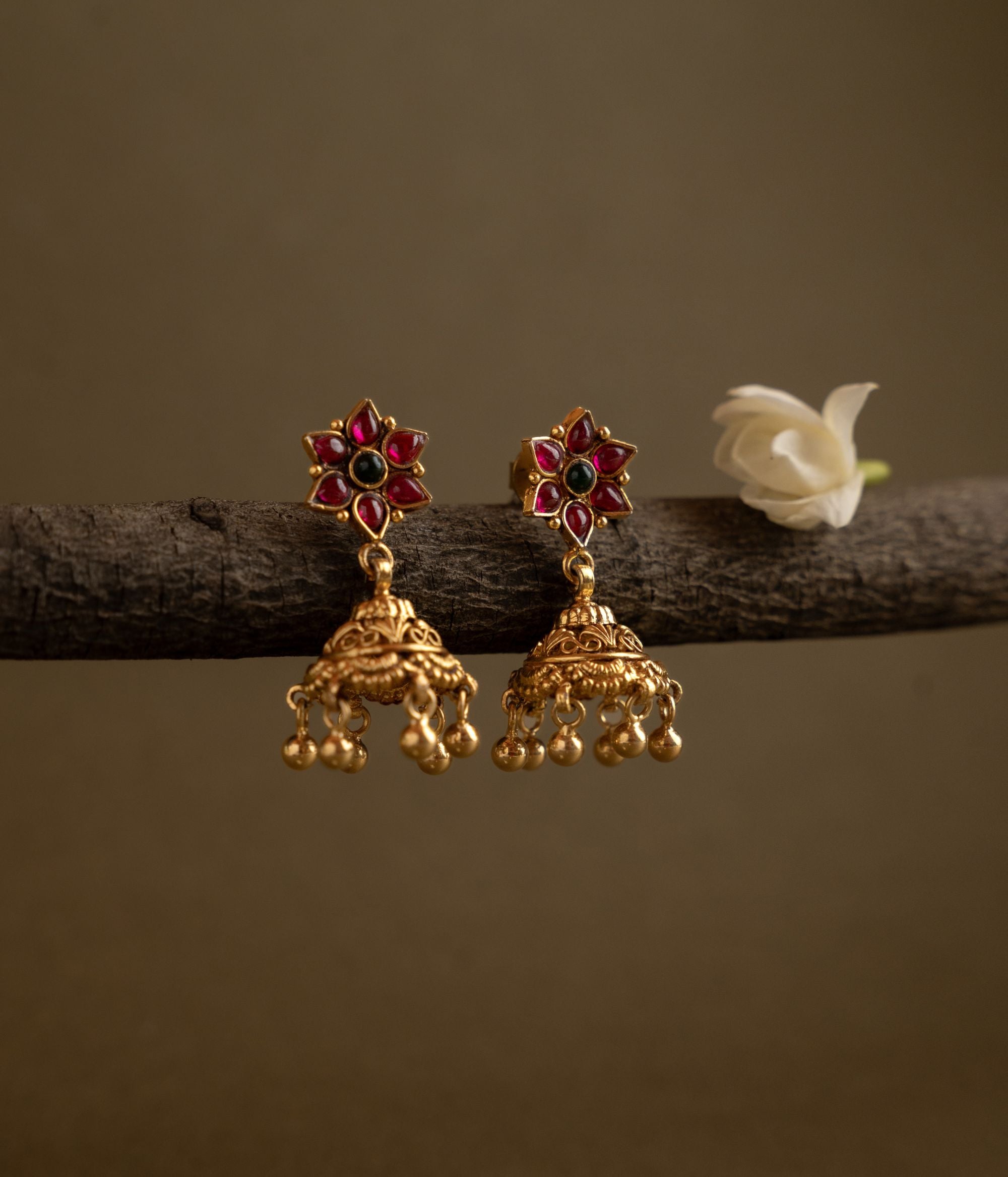 Handcrafted-silver-jewellery-earrings-chennai.jpg
