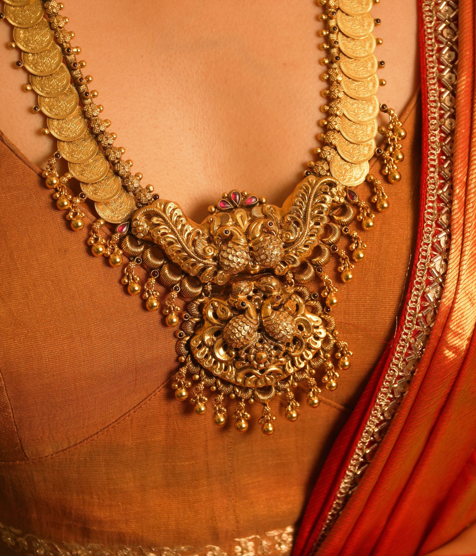 Handcrafted-silver-jewellery-necklace-Chennai.jpg