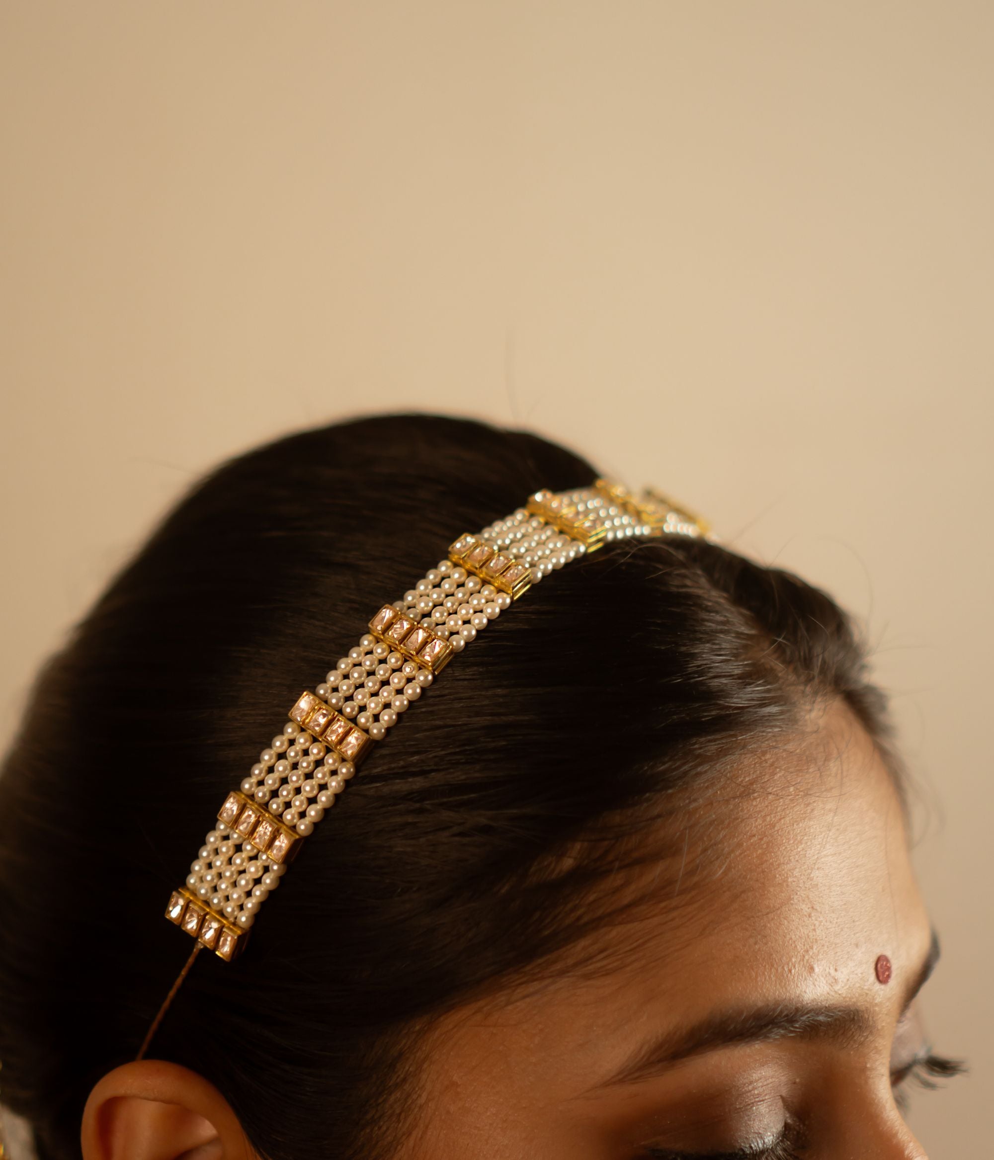 Handmade silver bridal head ornament with Polki and pearl work,Heritage gold-plated mathapatti with rope tie