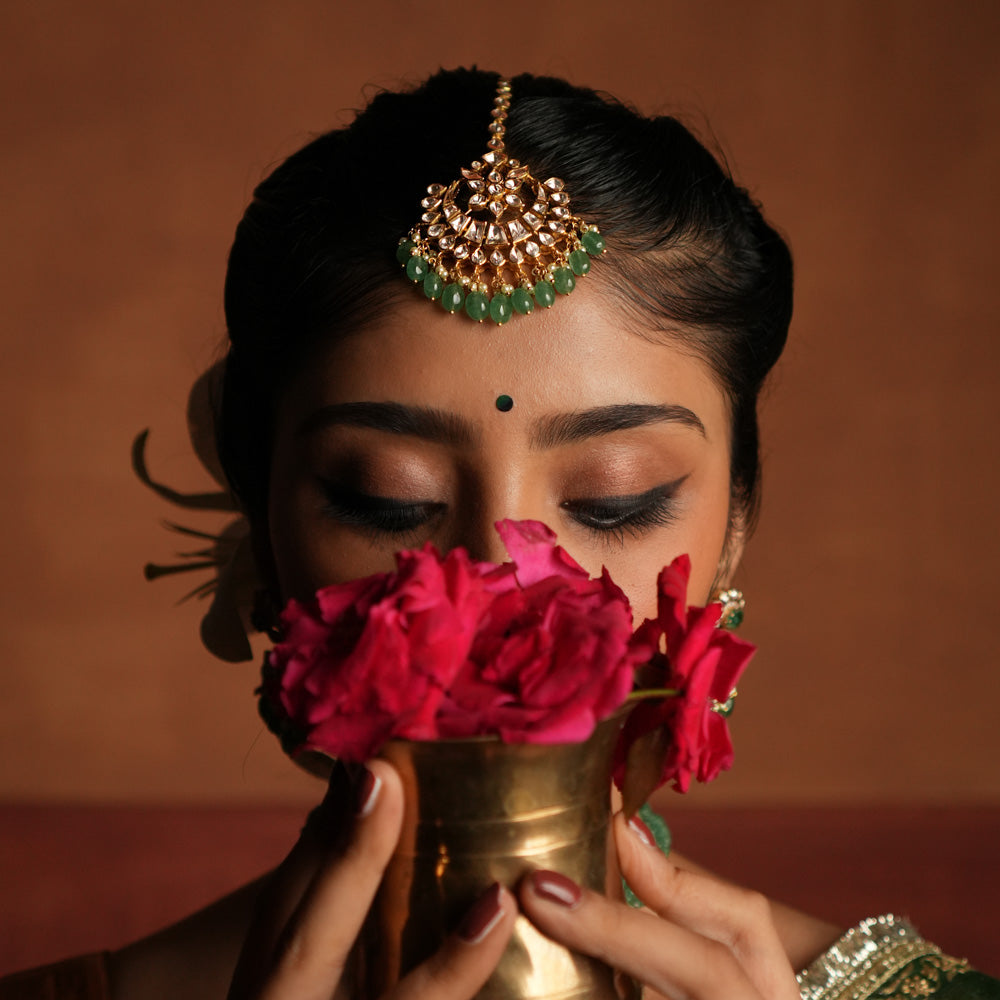 Amelia Maangtika ,Handmade gold-plated maangtika with polki stones and pearls