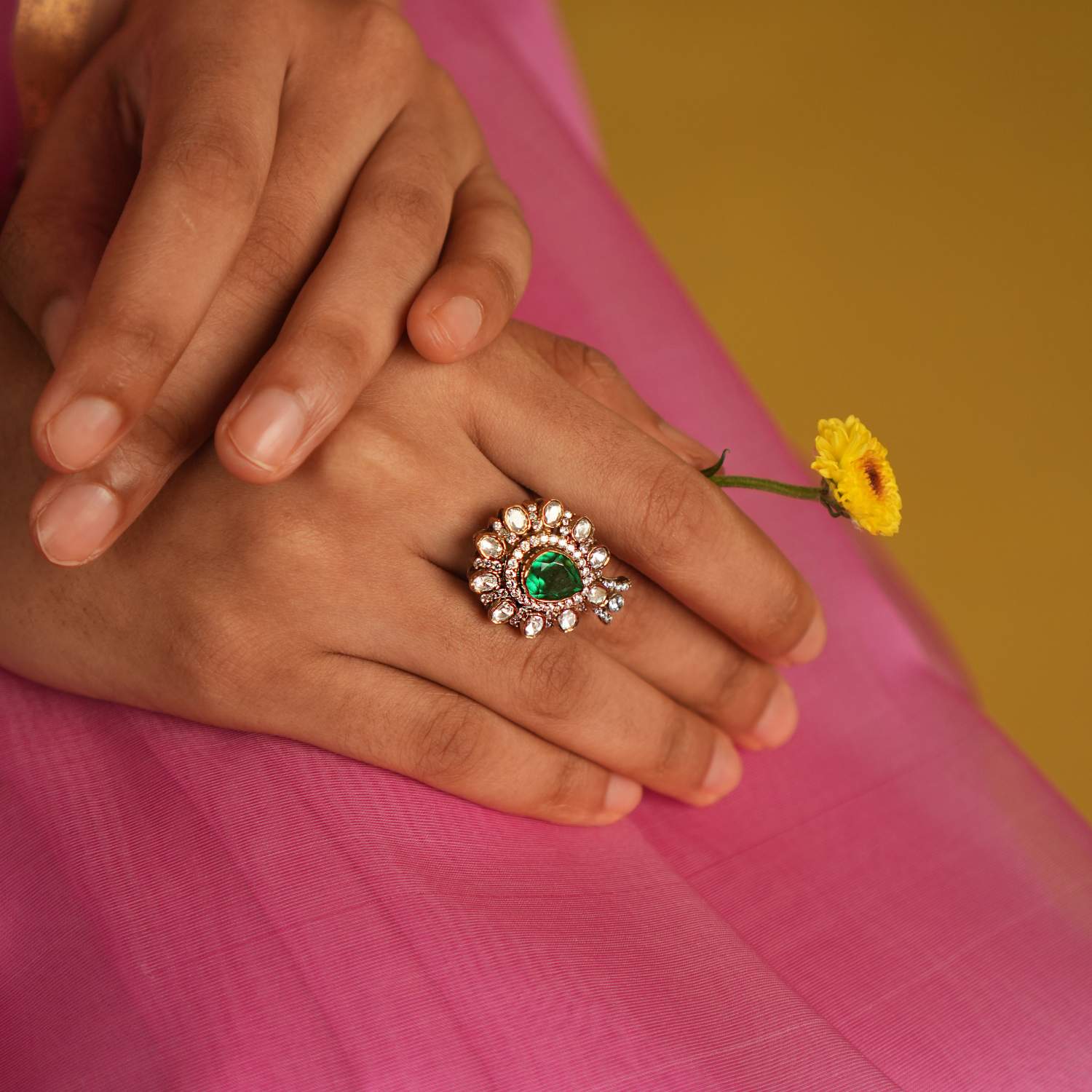 Handmade silver ring with Polki and green stone