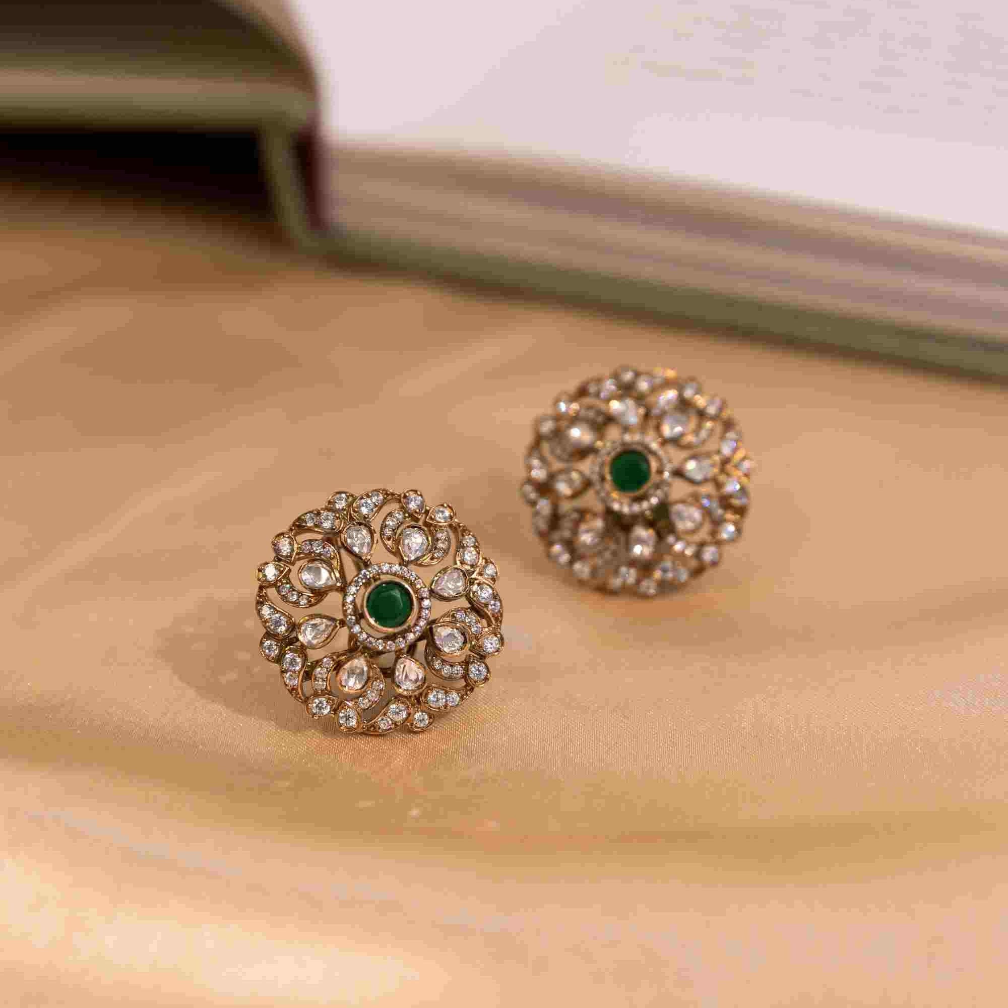 Arya kanti Victorian Earring
