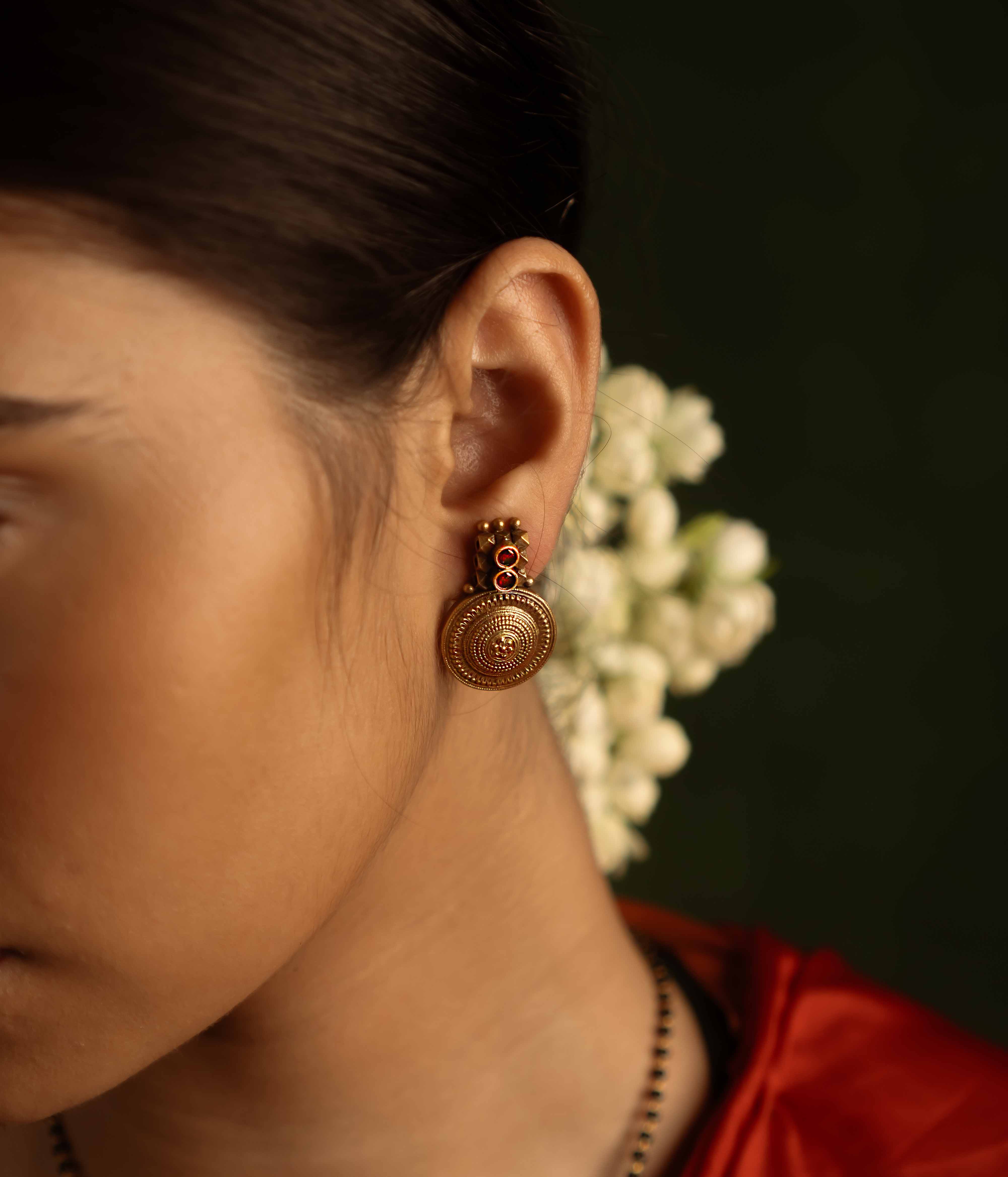 Heritage redefined! Asoniya earrings: Gold-plated silver speaks of India's rich legacy. A perfect blend of timeless elegance for the contemporary woman.