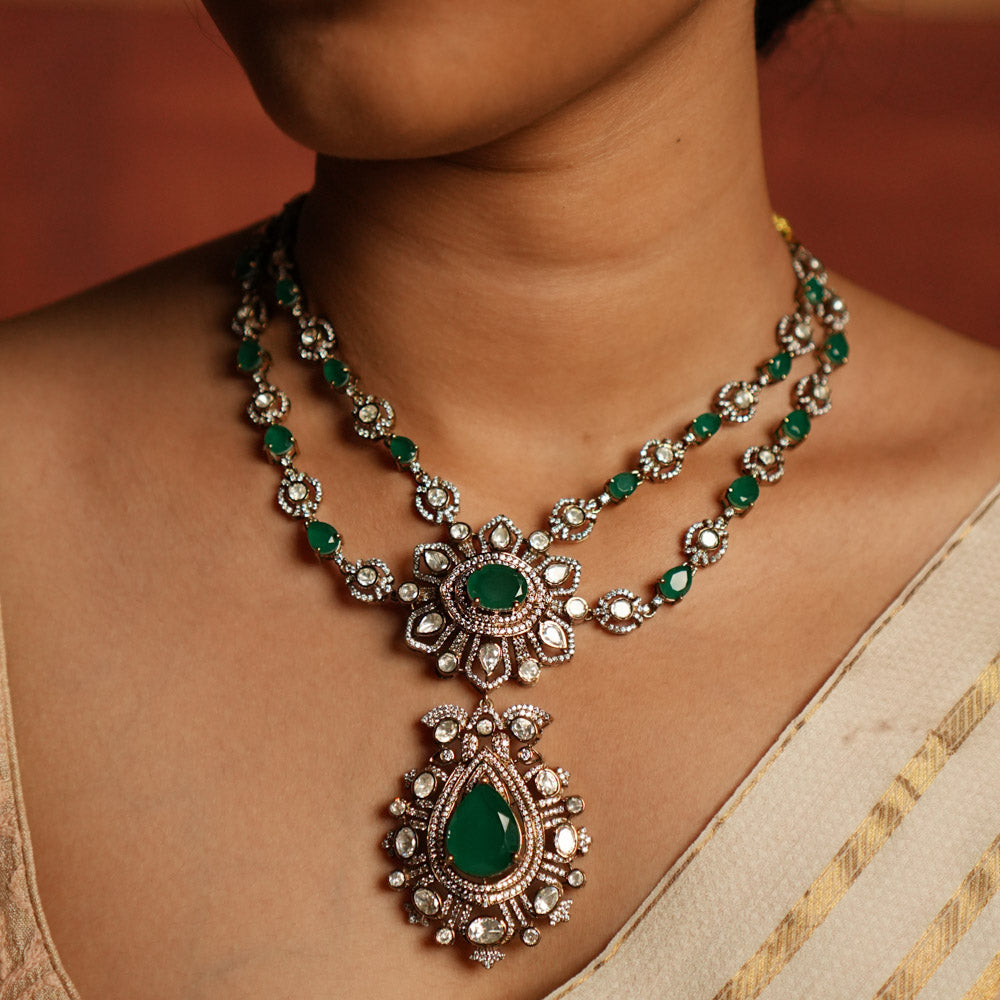 Aurora Victorian Green Stone Choker Necklace in Silver