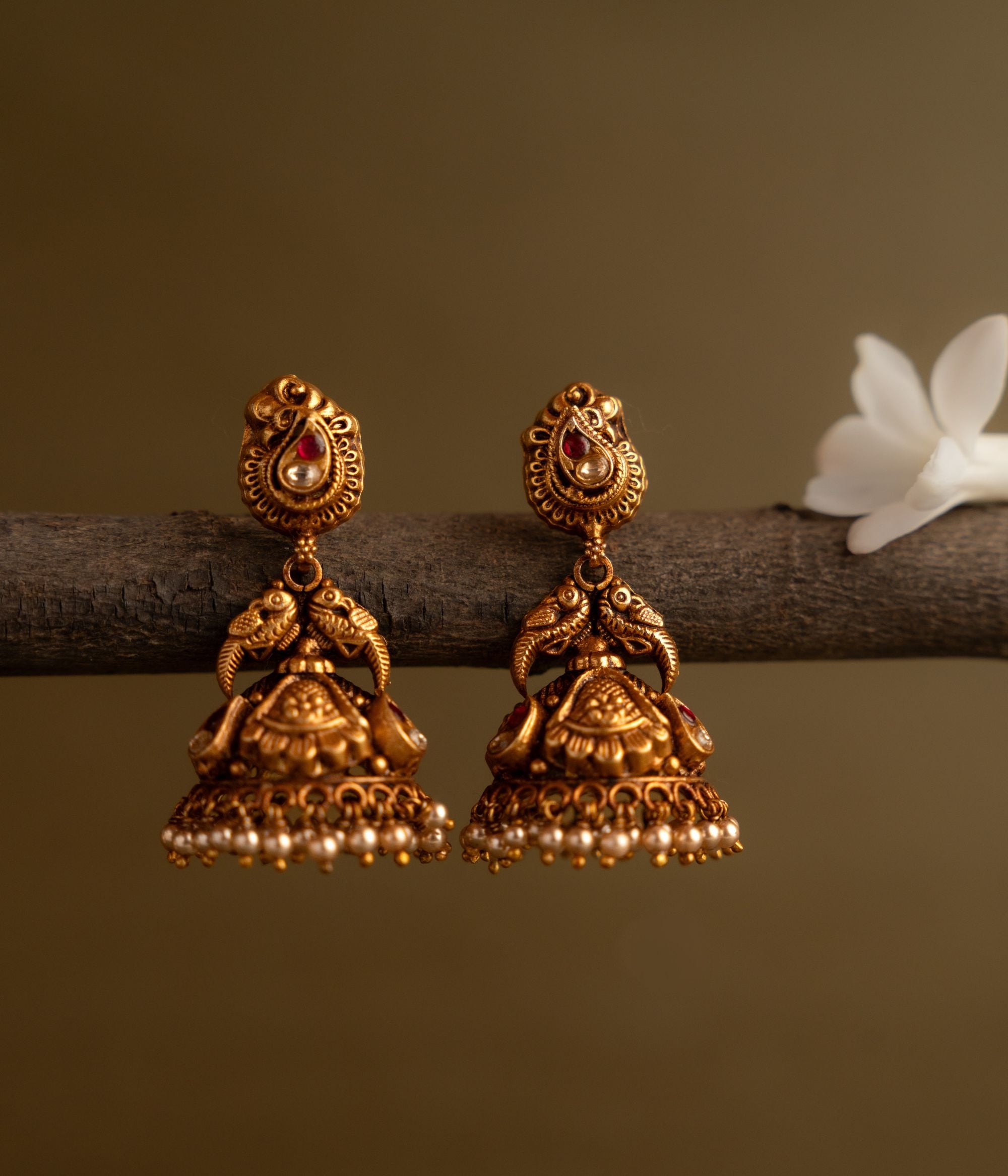 Luxury-silver-jewellery-earrings-Chennai.jpg