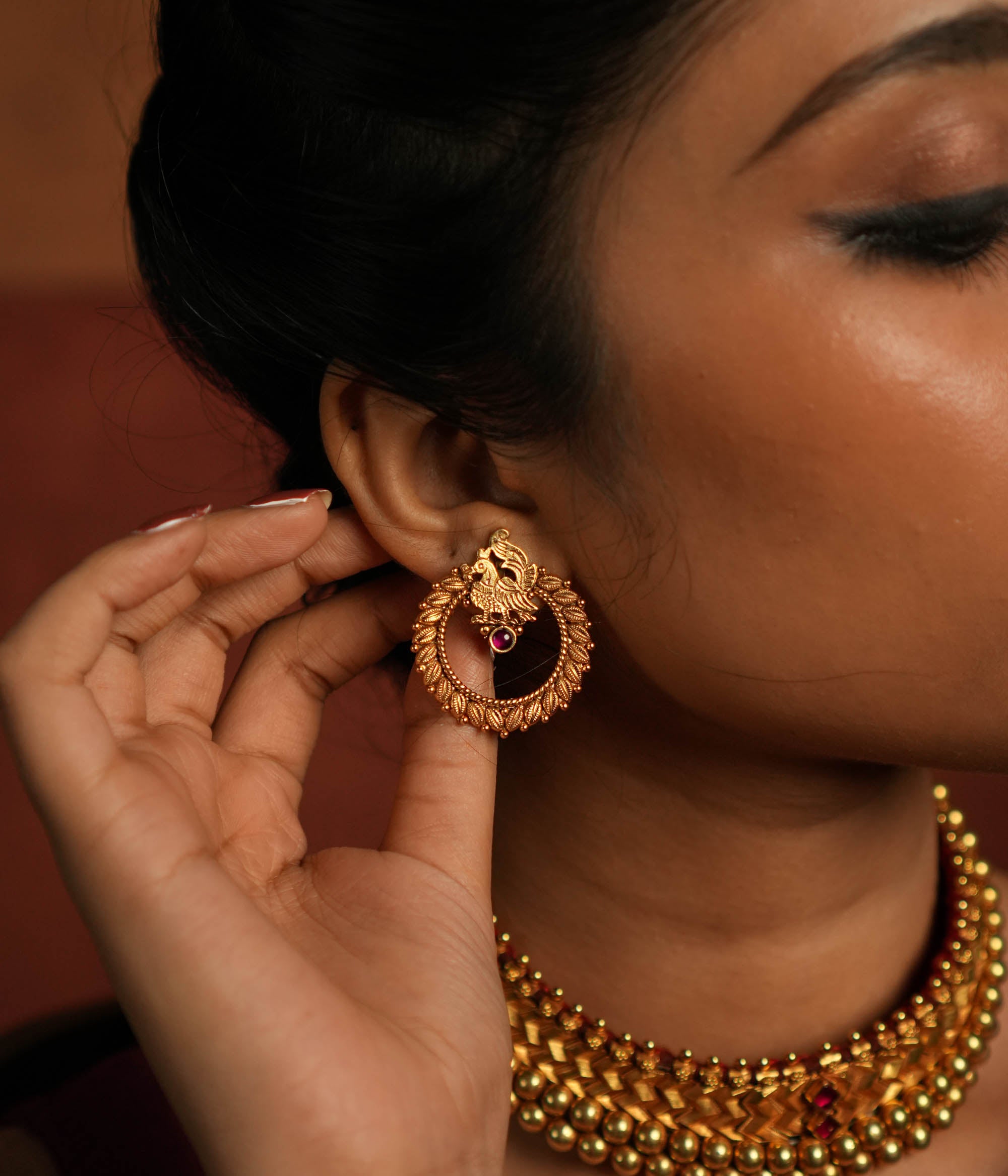 Avery earrings with matching choker and bangle