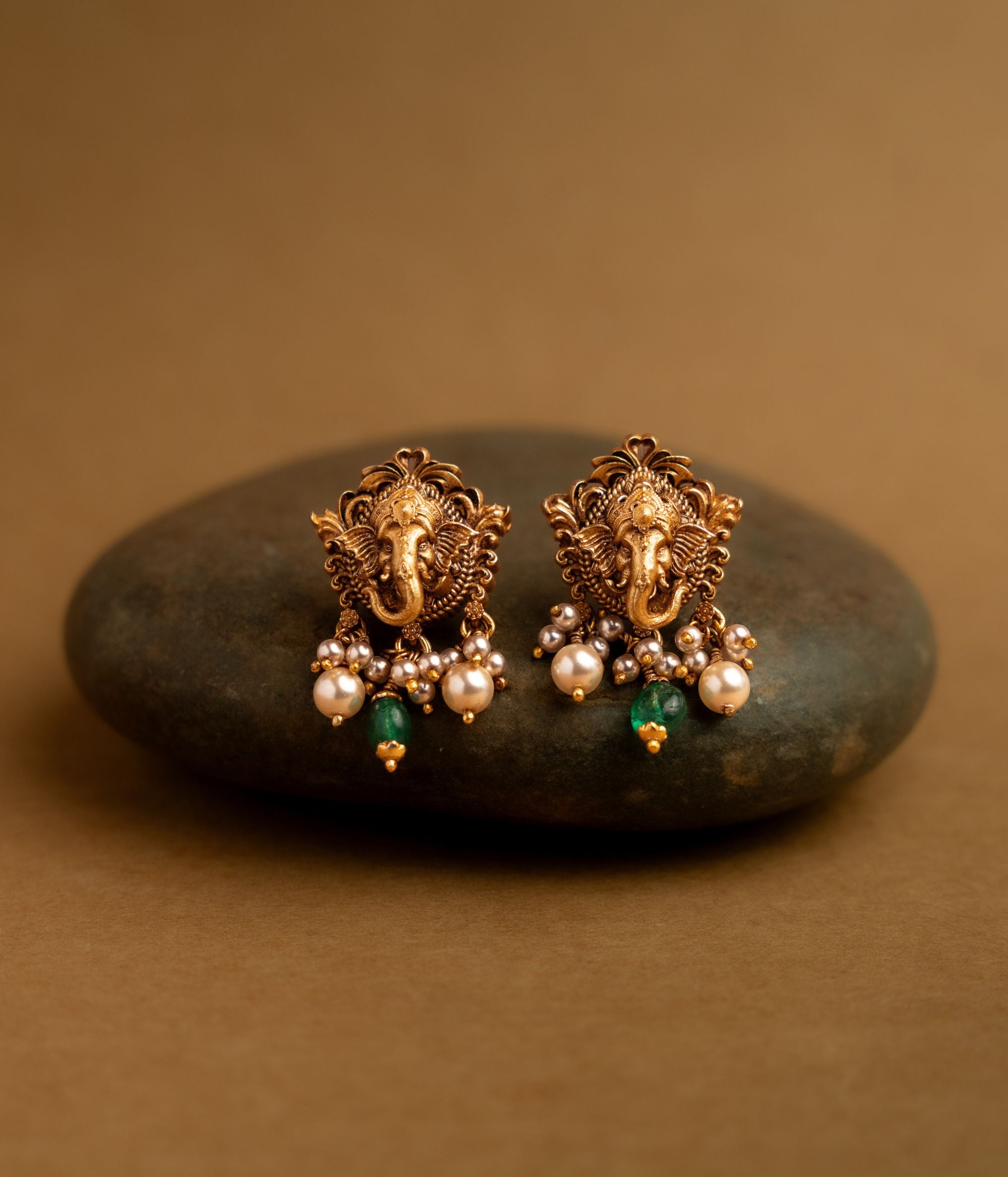 Luxury-silver-jewellery-earrings-Chennai.jpg