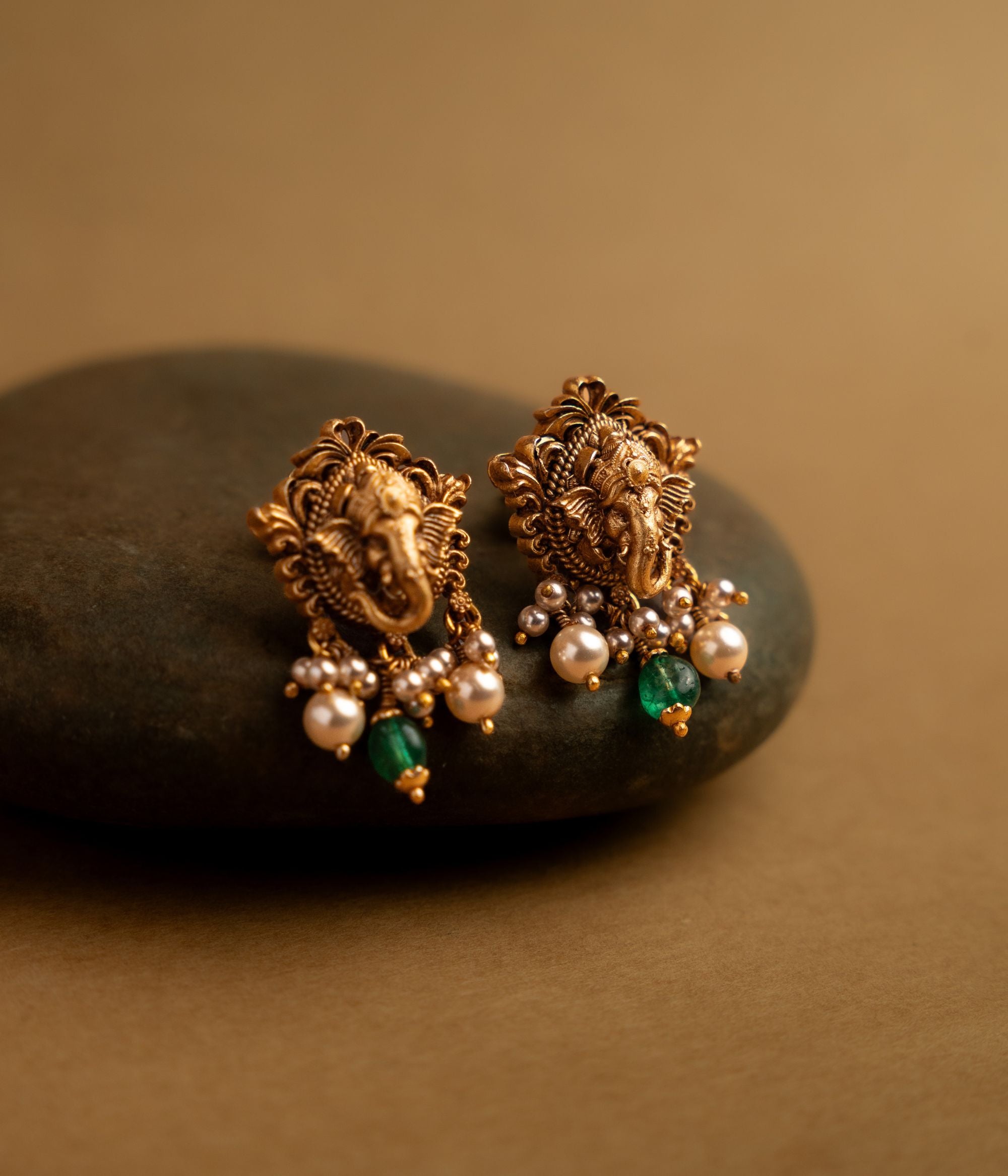 Handcrafted-silver-jewellery-earrings-Chennai.jpg