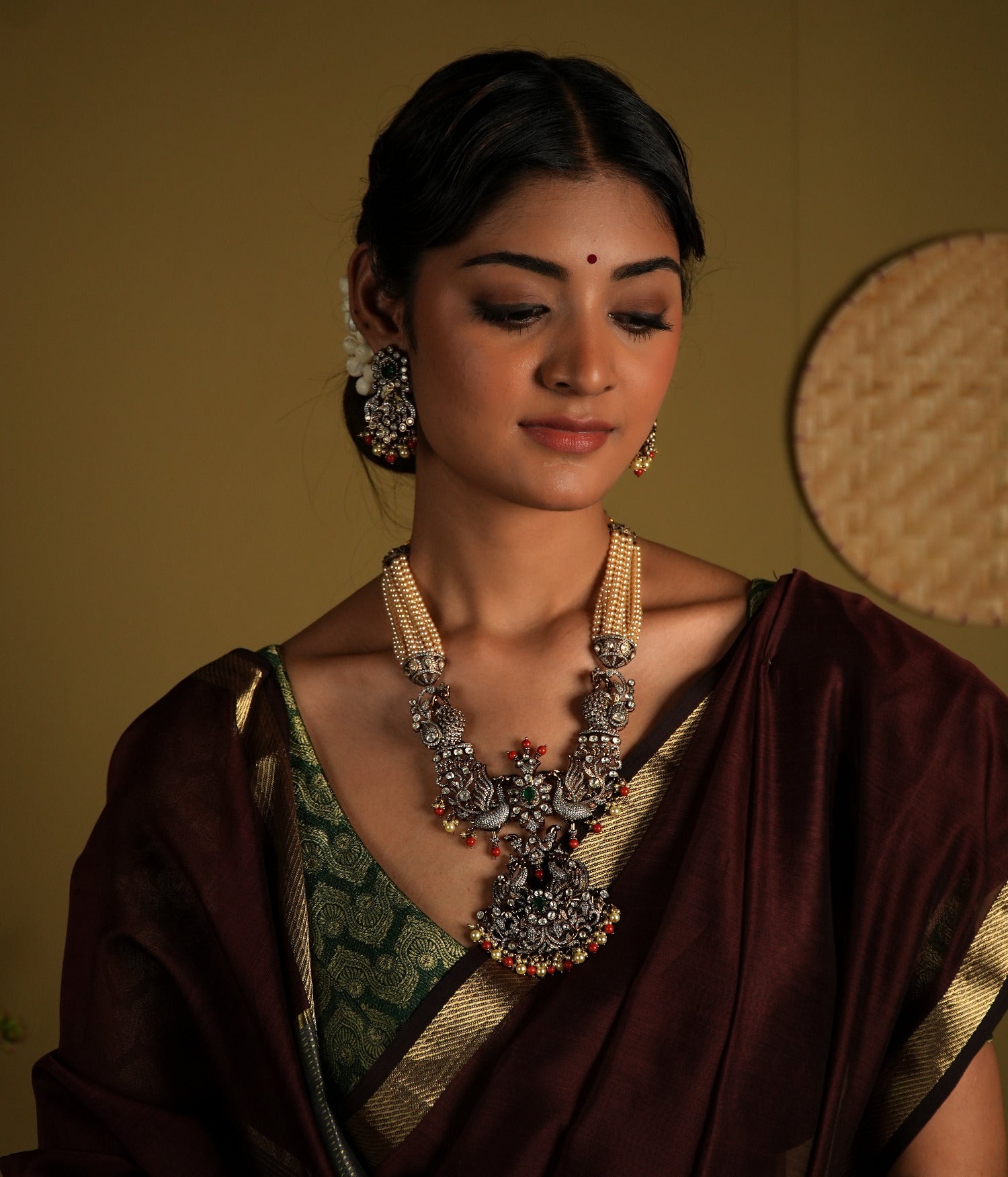 Close-up of Baidehi Polki Necklace – DivasMantra Design