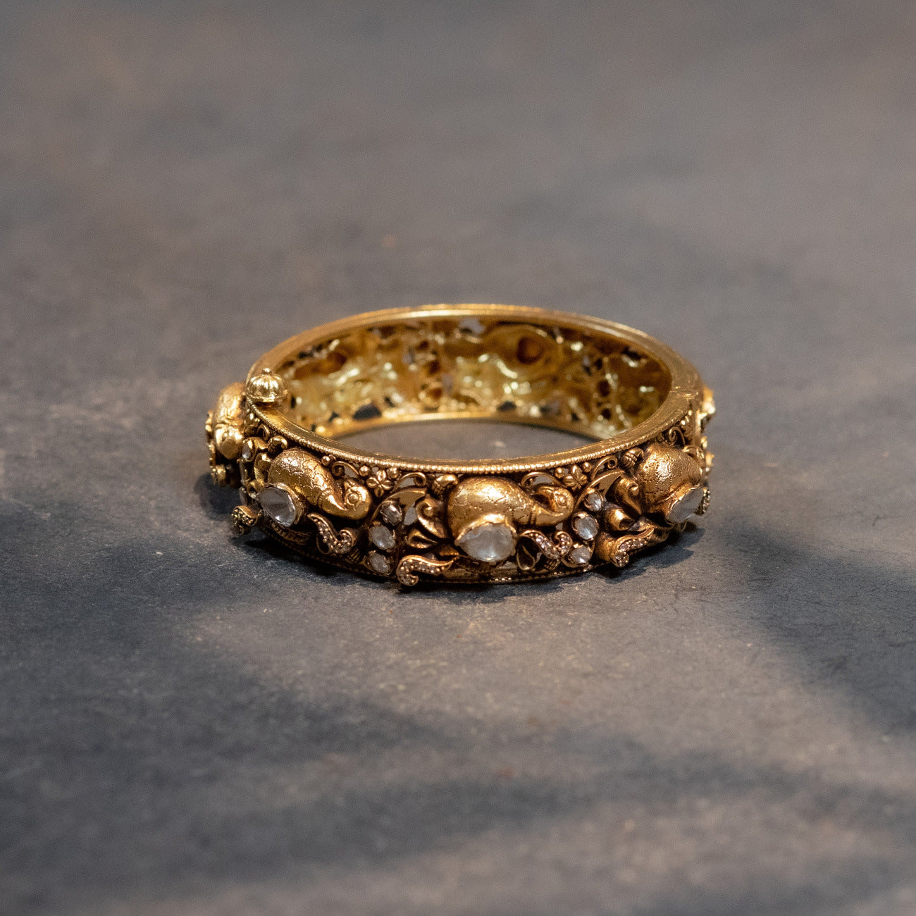 Banphool Mangalsutra in 92.5 Silver with Red Kundan Stone