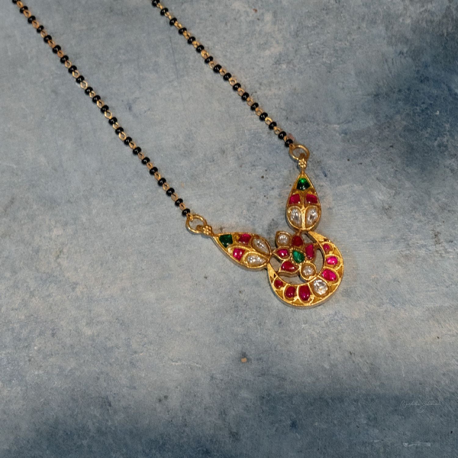 Bramari Kundan Mangalsutra