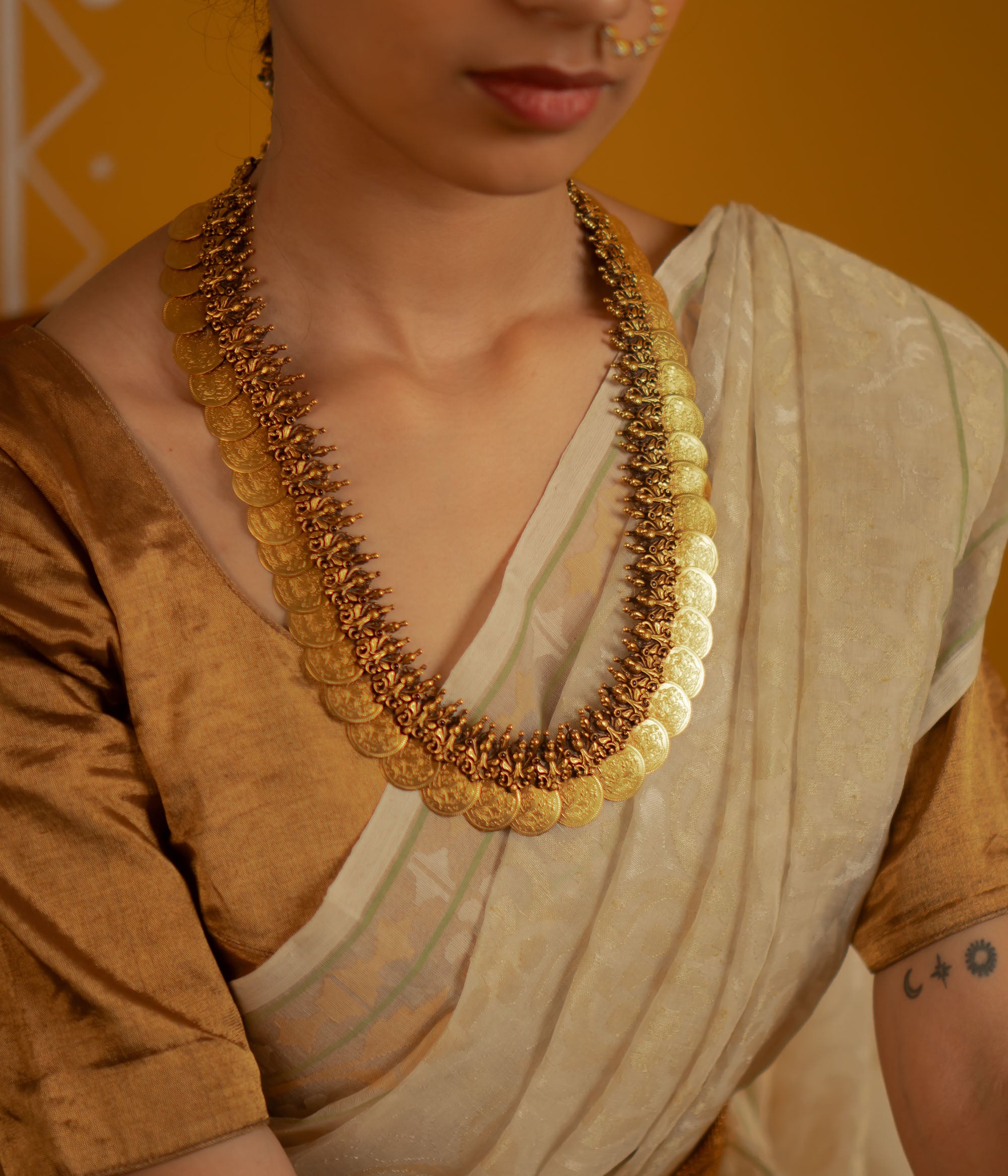 Chanchal Kasumala 92.5 Silver Gold Plated Necklace Close-Up