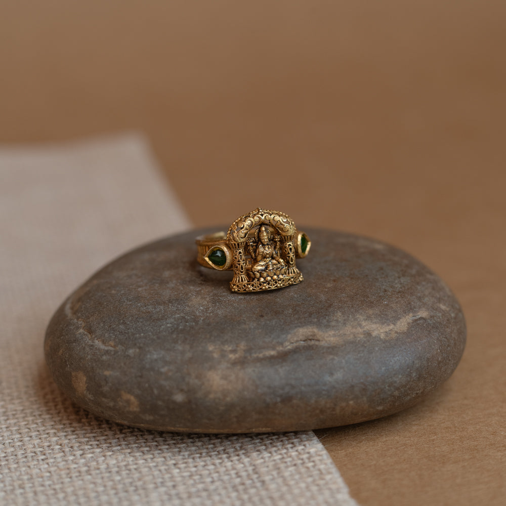 Temple collection ring with green Spinal stone in elegant temple-inspired craftsmanship.