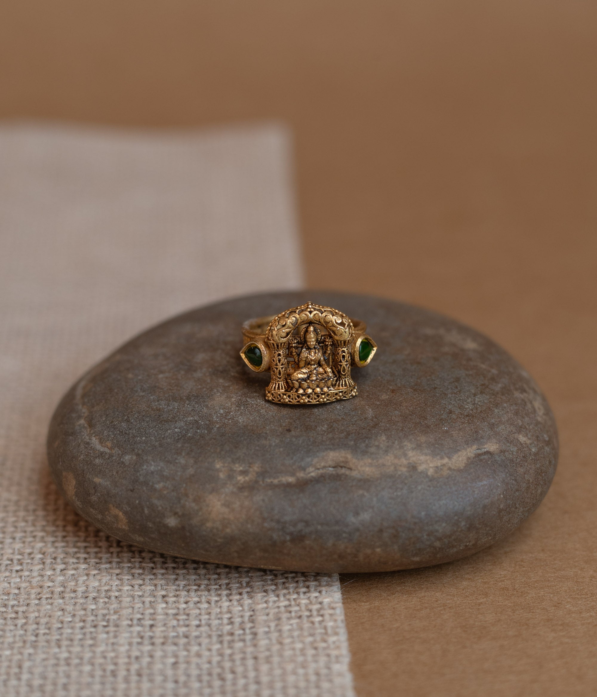 Temple collection ring with green Spinal stone in elegant temple-inspired craftsmanship.