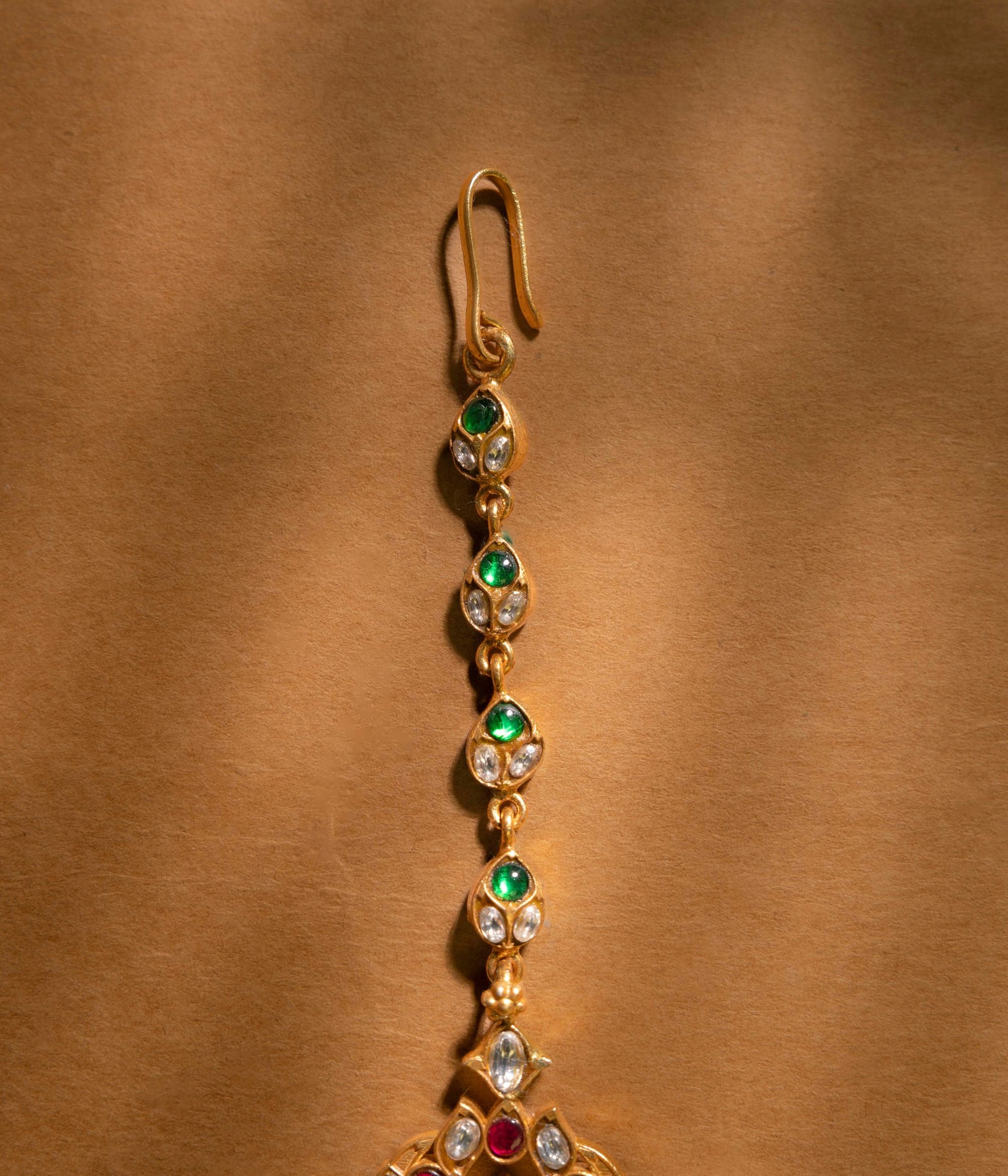 Exquisite-silver-jewellery-tikka-Chennai.jpg