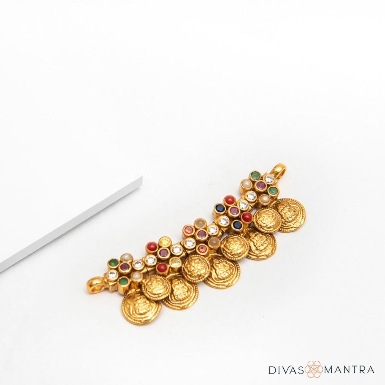 Dhara Pendant