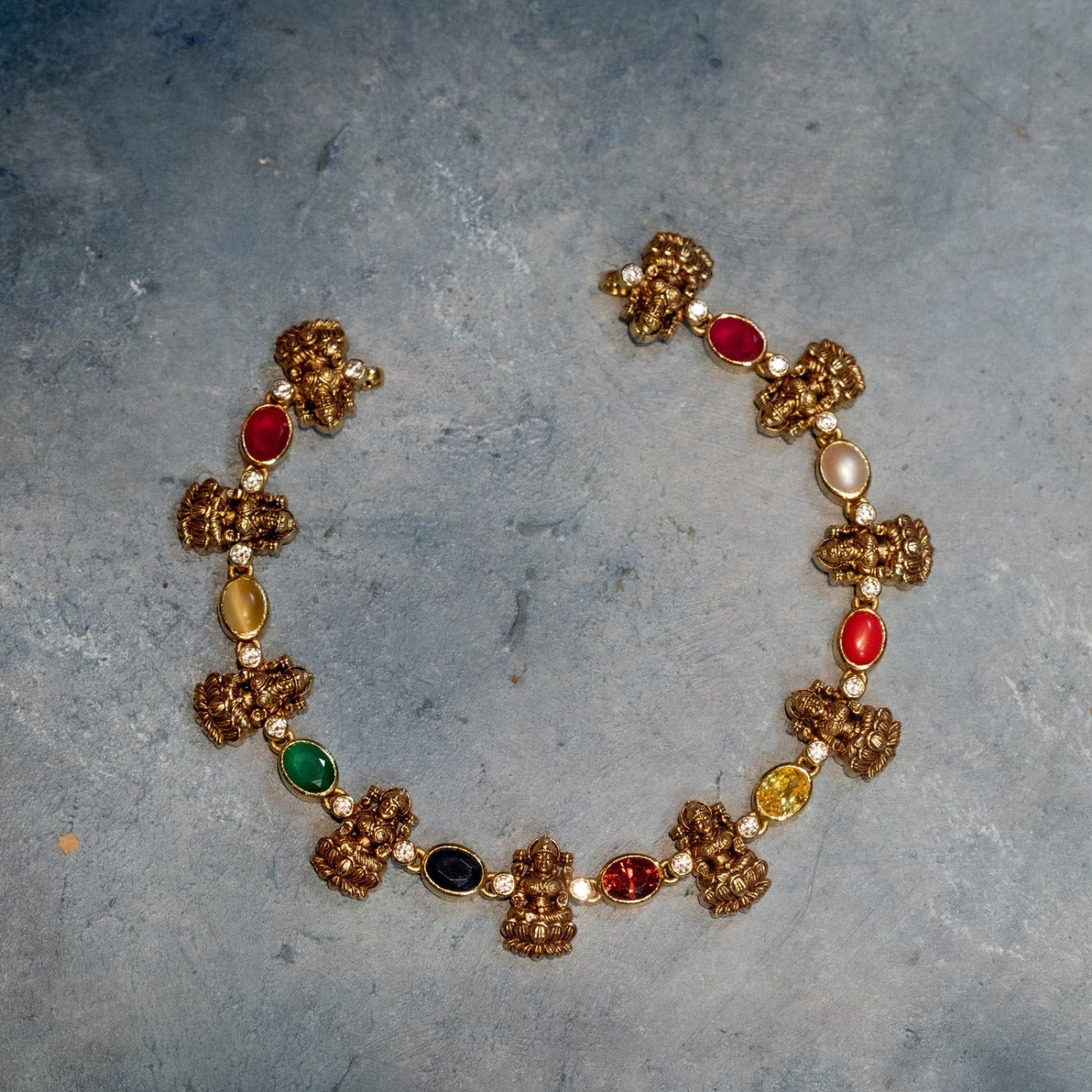 Disi Navratna Necklace