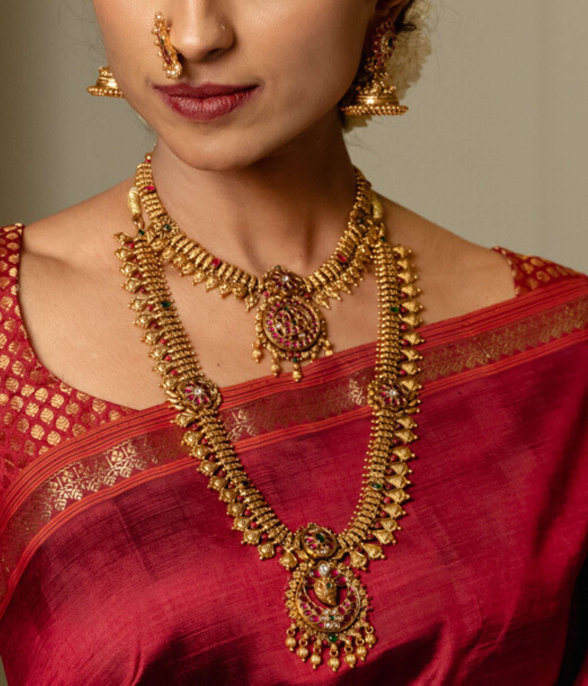 Traditional 92.5 silver temple necklace with white Kundan and beads