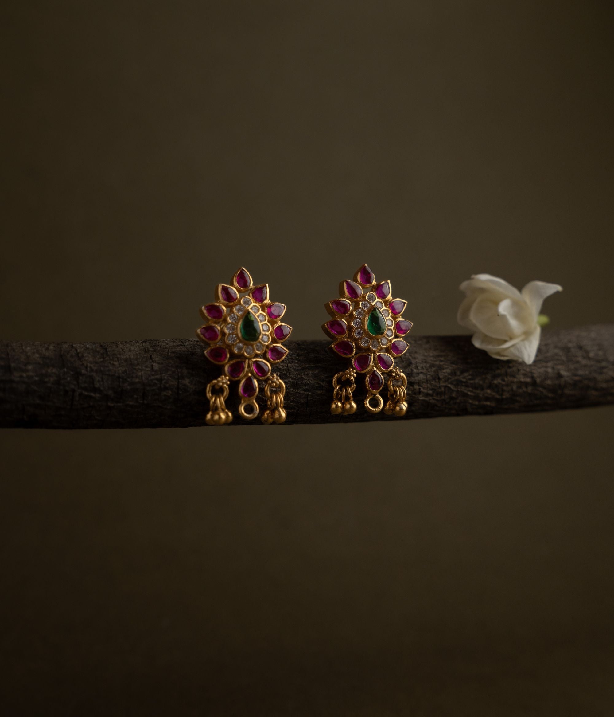 Luxury-silver-jewellery-earrings-Chennai.jpg