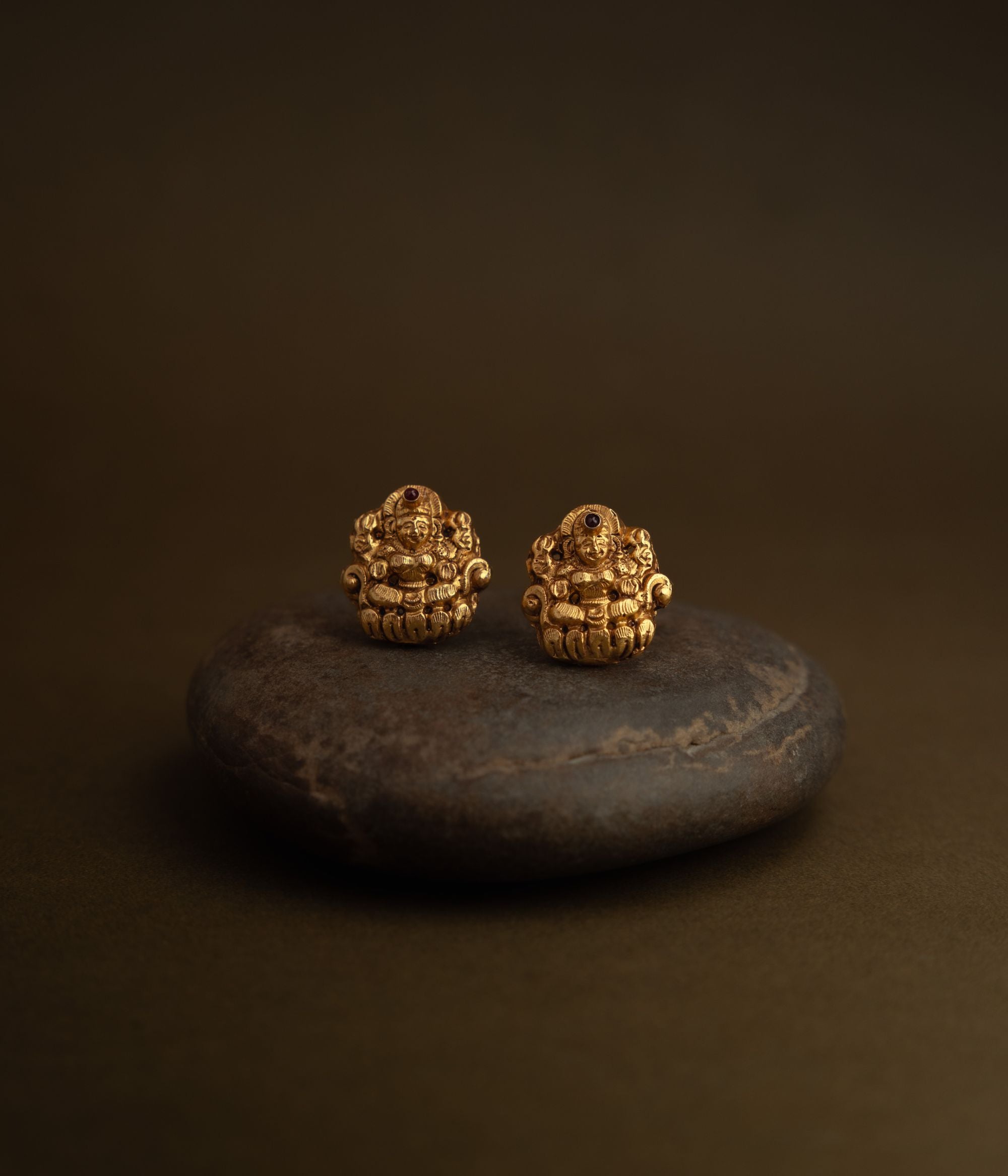 Luxury-silver-jewellery-earrings-Chennai.jpg