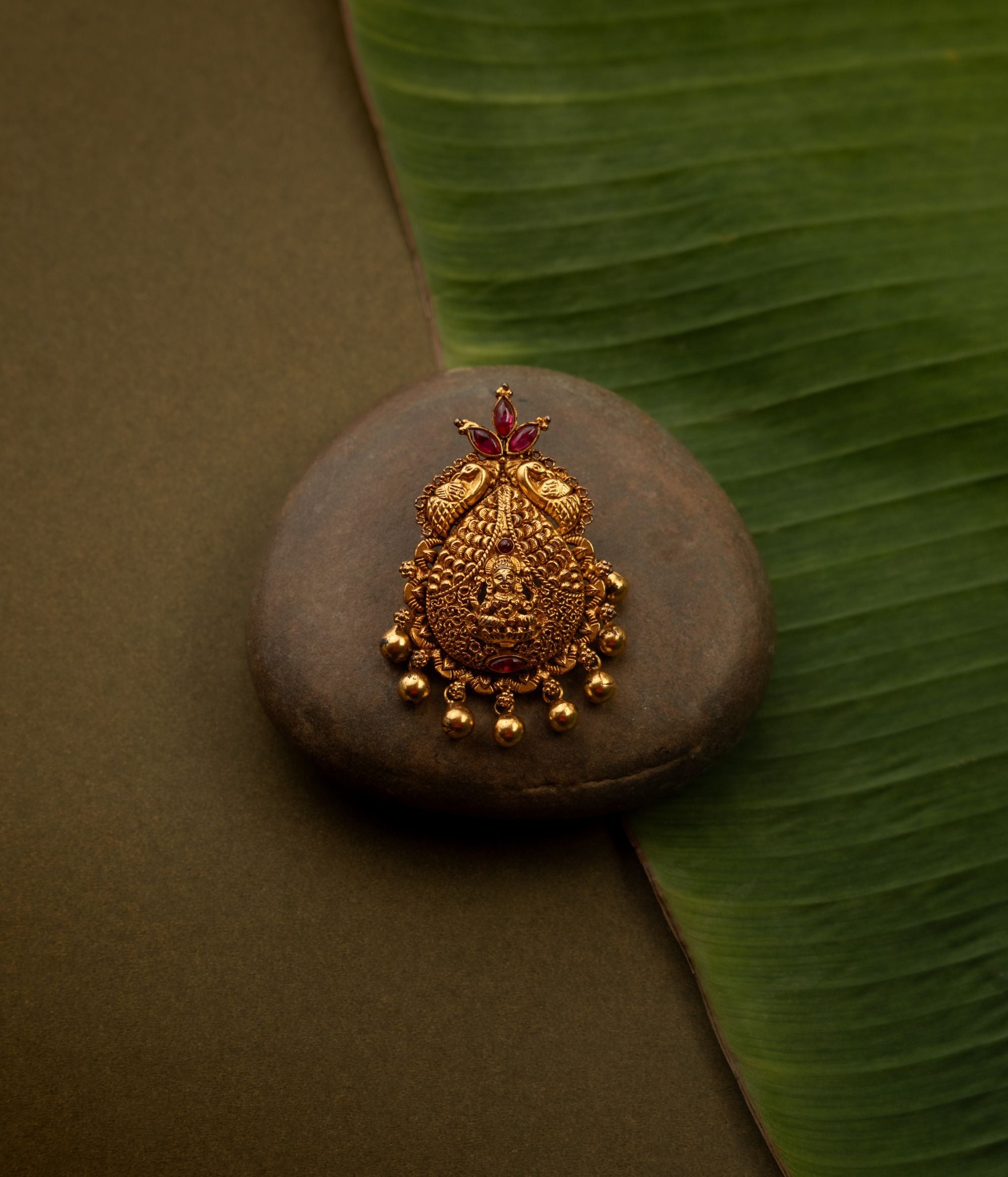 Luxury-silver-jewellery-pendant-Chennai.jpg