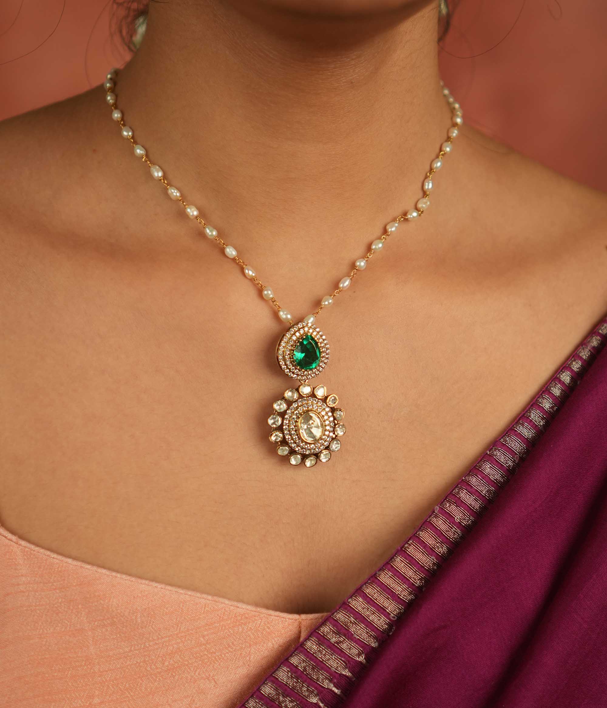A verdant symphony reborn! Emerald and Moissanite pendant: Lush beauty meets cosmic brilliance. Eternal elegance for the modern woman.