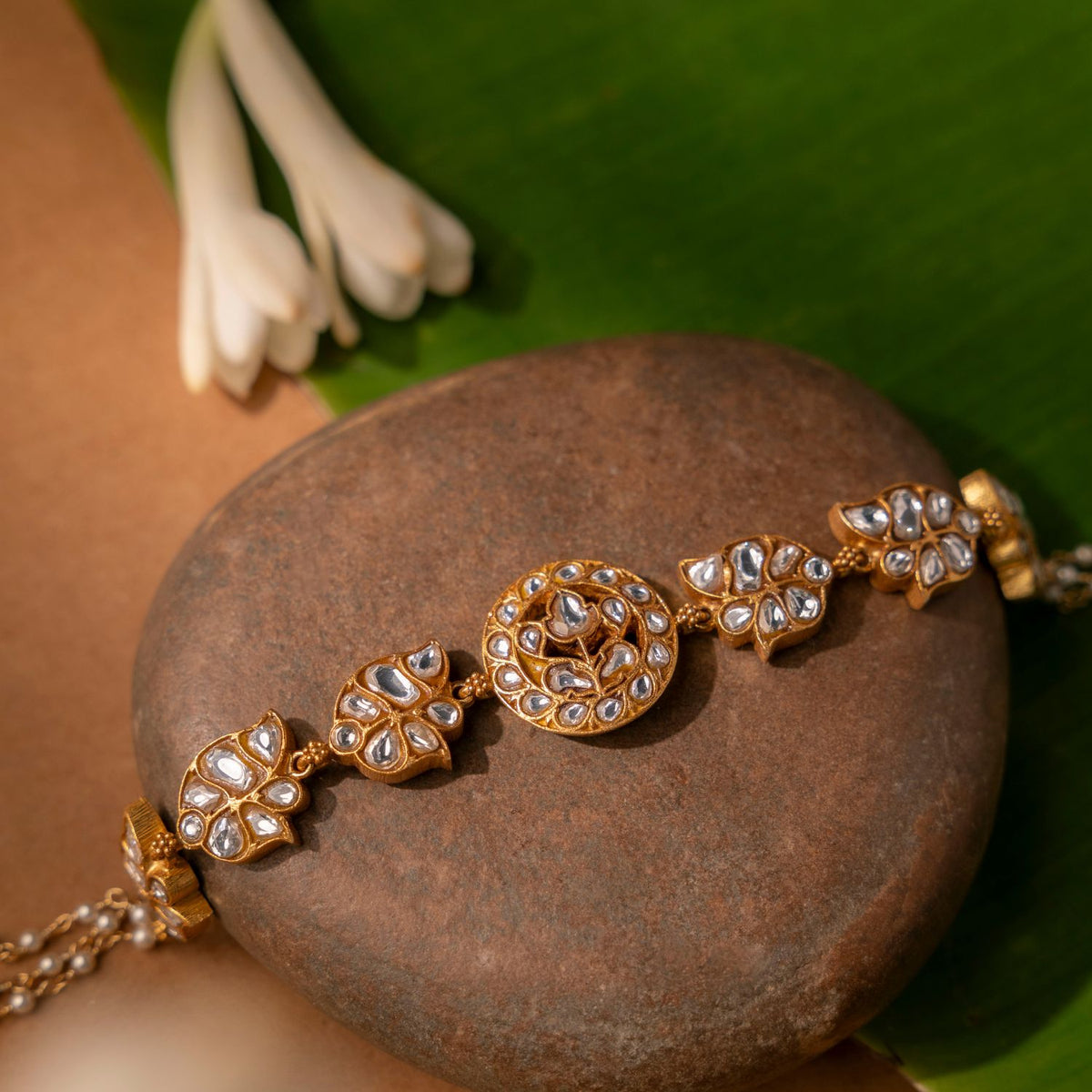 Exquisite-silver-jewellery-choker-Chennai.jpg