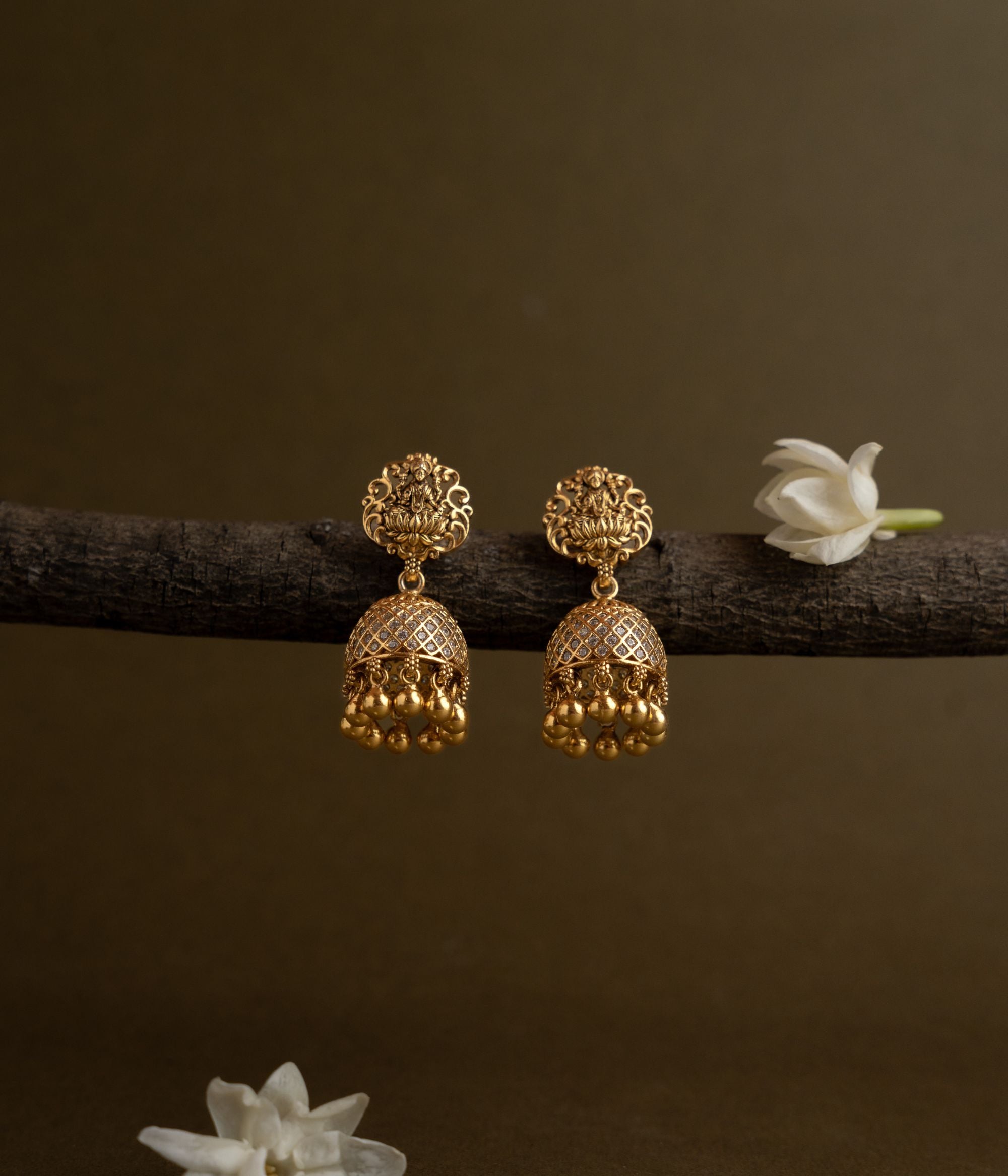 Luxury-silver-jewellery-earrings-Chennai.jpg