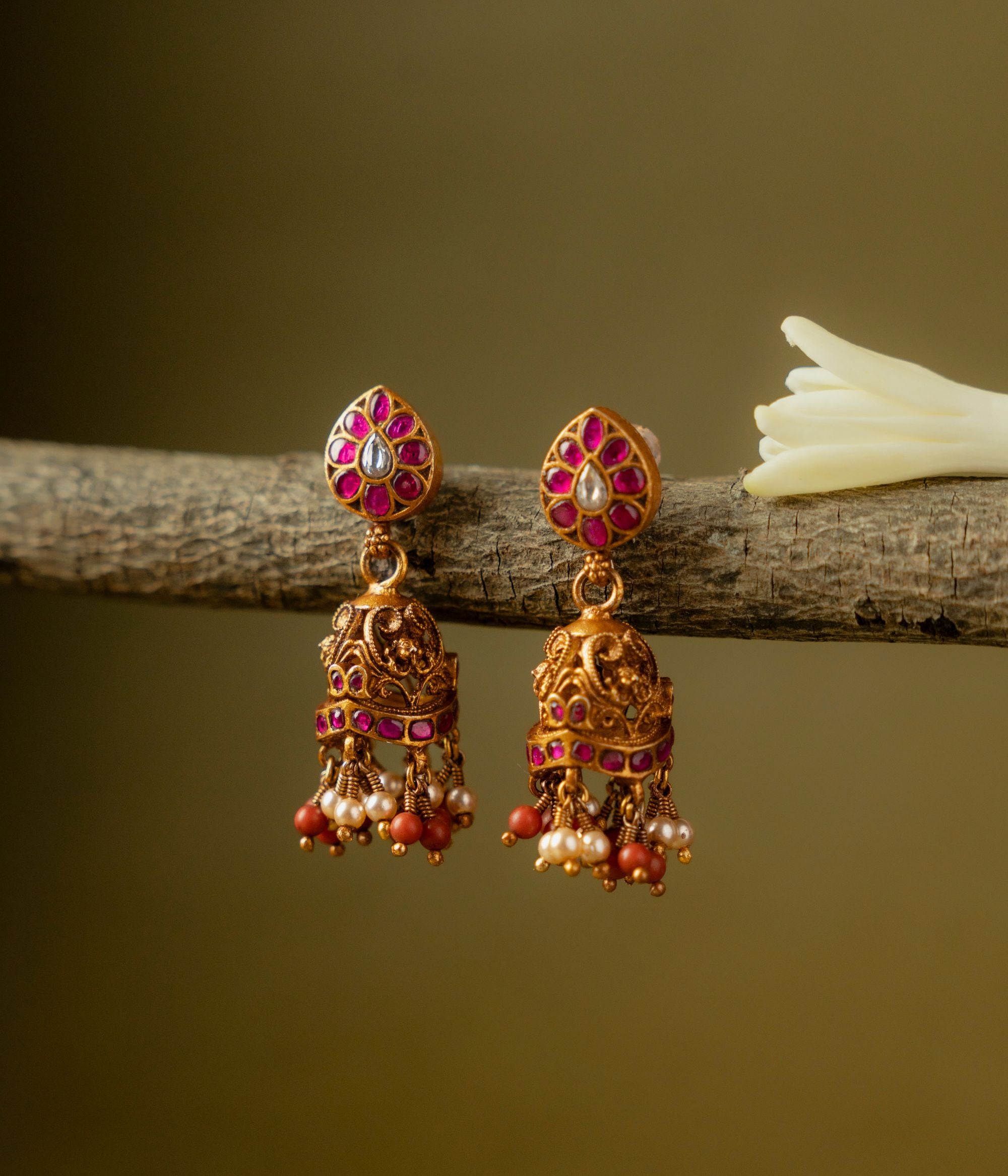 Luxury-silver-jewellery-earrings-Chennai.jpg