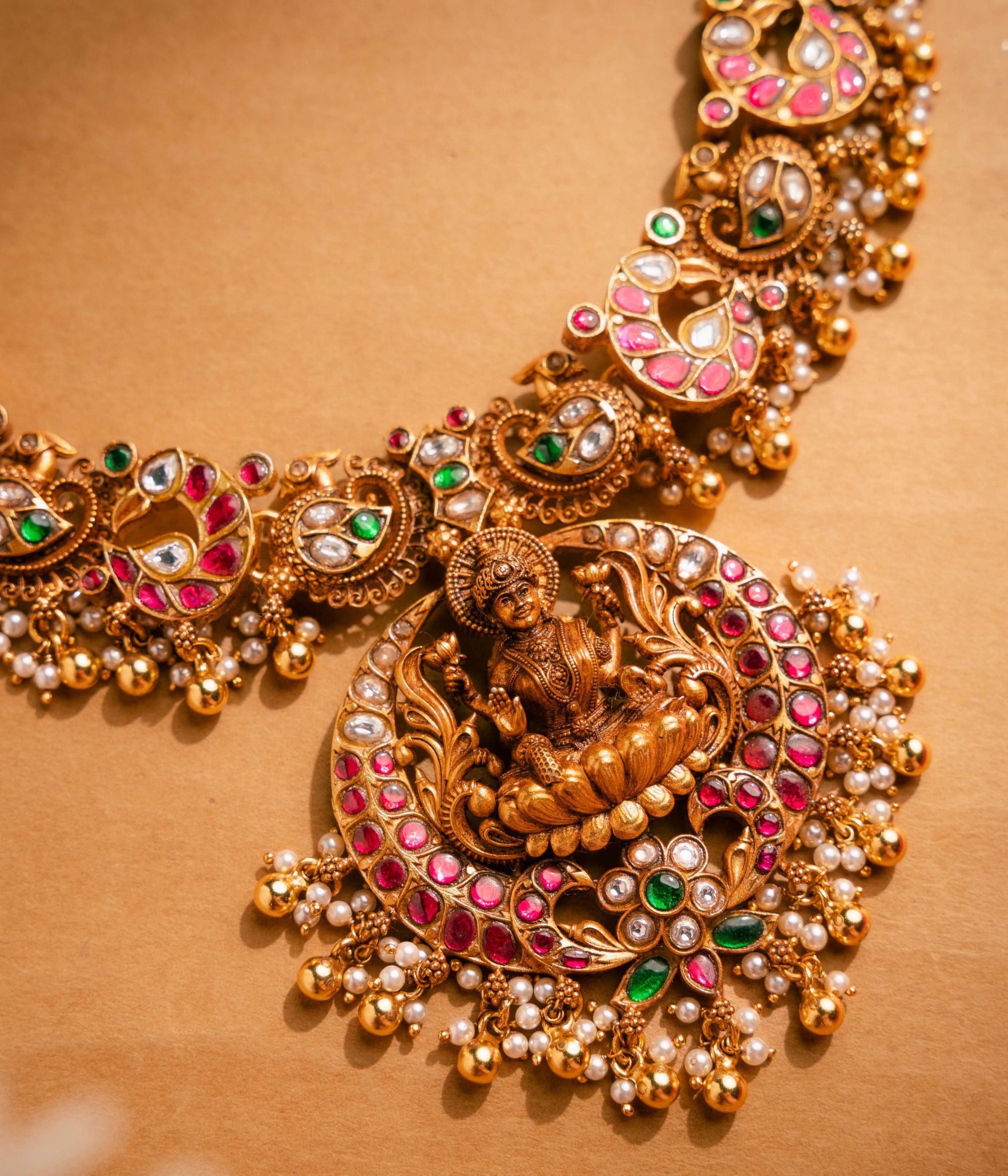 Luxury-silver-jewellery-necklace-Chennai.jpg