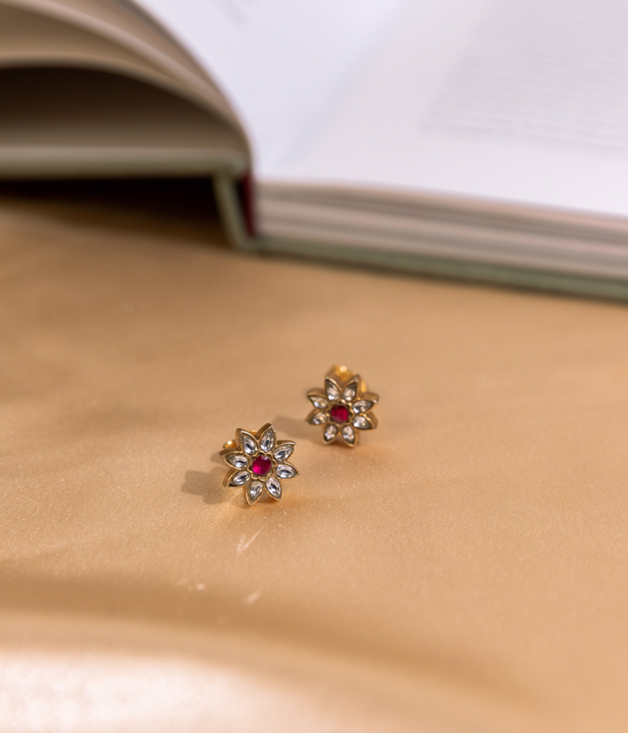 Sidra Traditional White And Red Kundan Studs