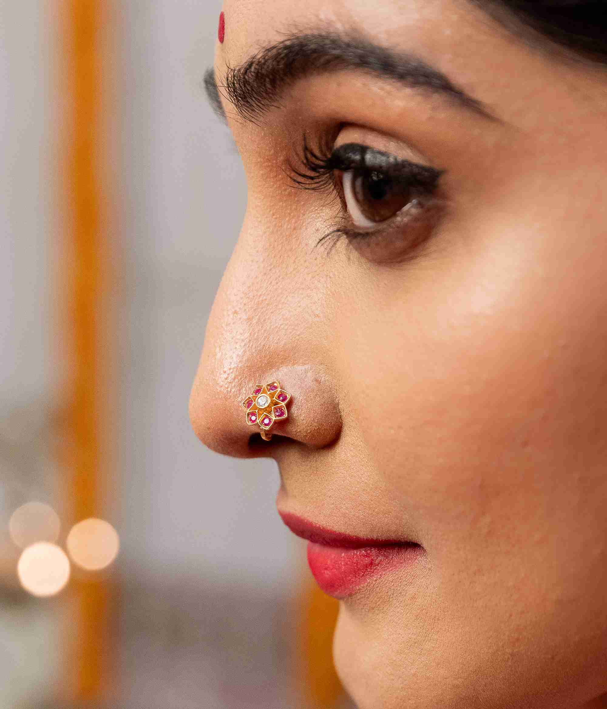 Traditional White and Red Kundan Nosepin in Silver