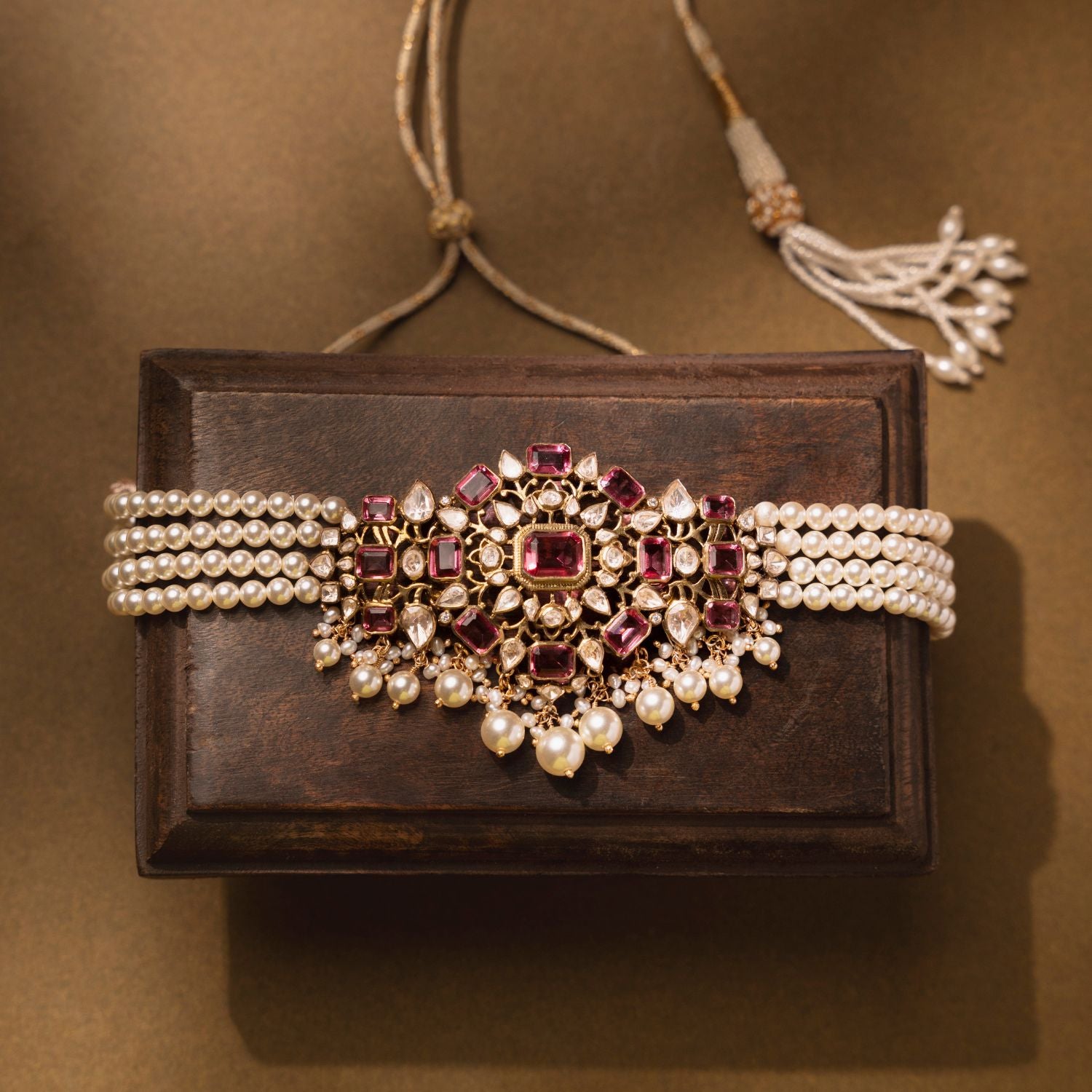 Traditional-silver-jewellery-choker-Chennai.jpg