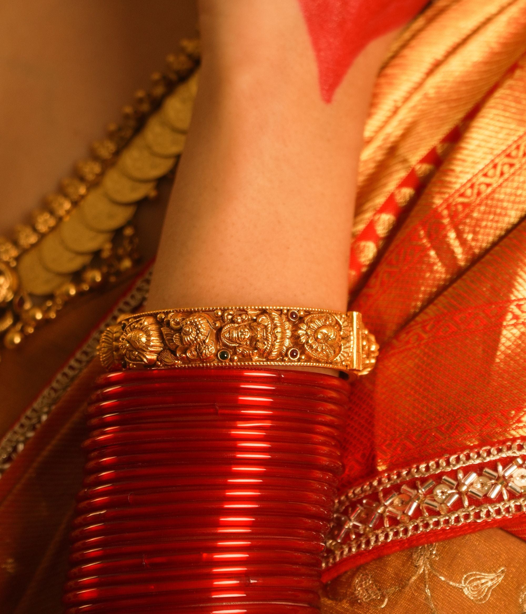 Handcrafted-silver-jewellery-kada-Chennai.jpg