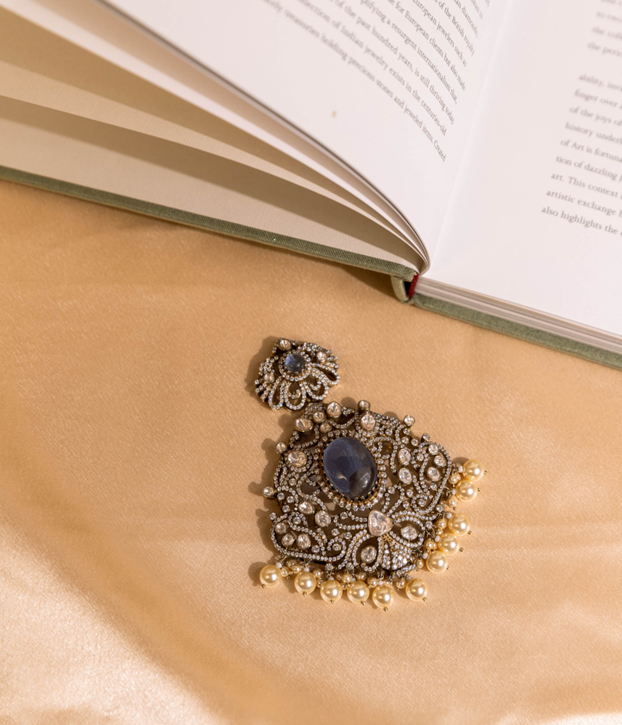 Handmade Victorian Pendant with Polki CZ Stones and Pearls