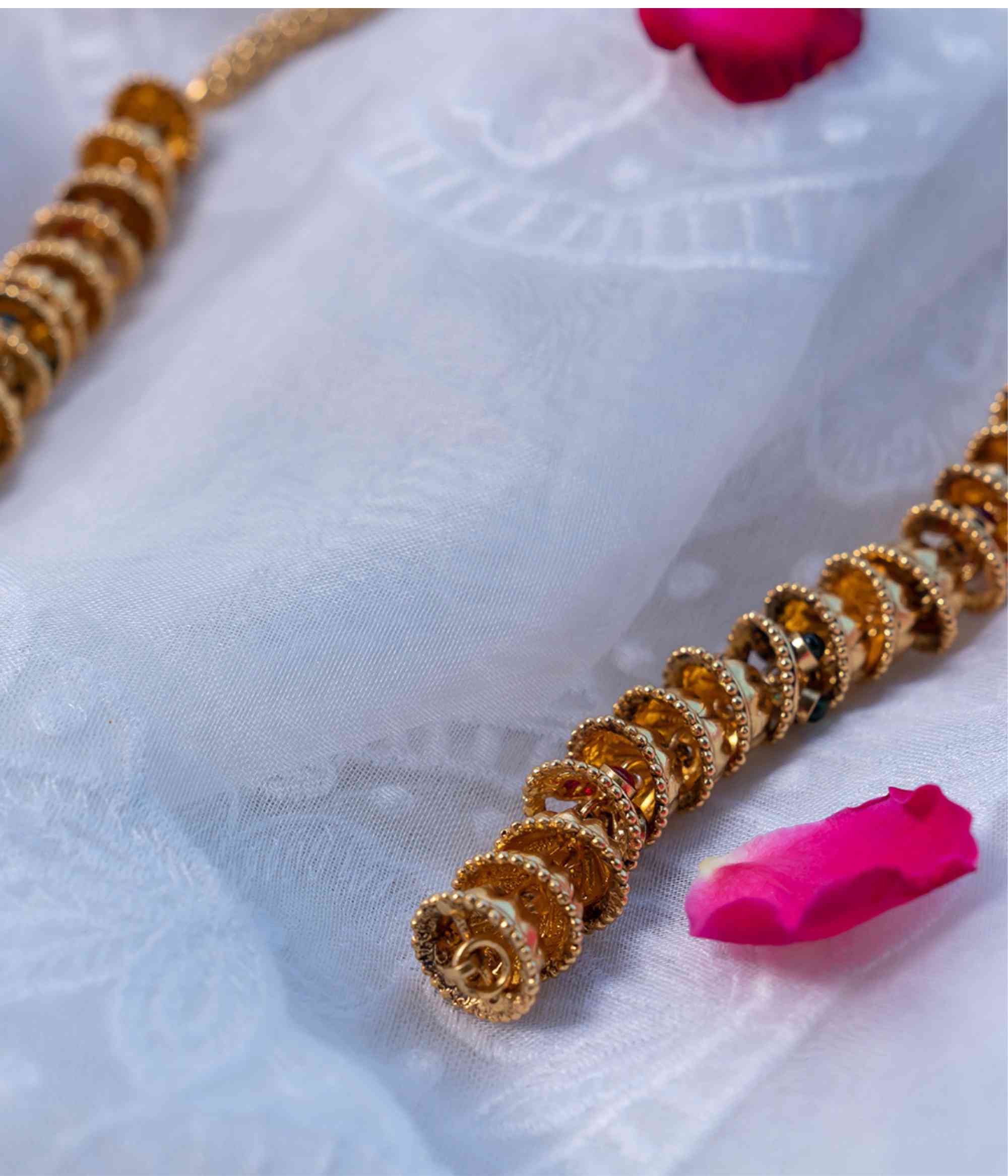 Kiku Temple Chain