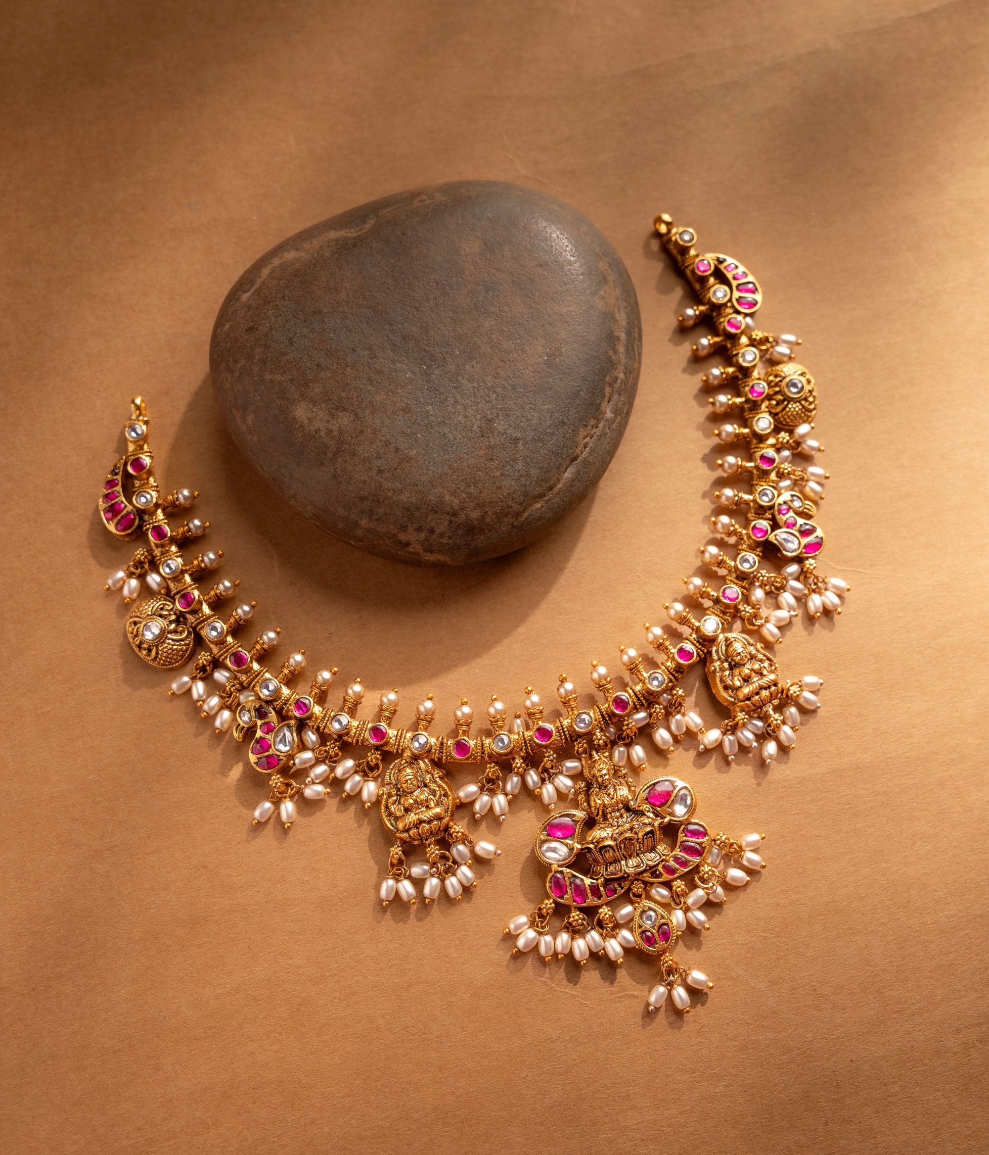 Handcrafted-silver-jewellery-necklace-Chennai.jpg