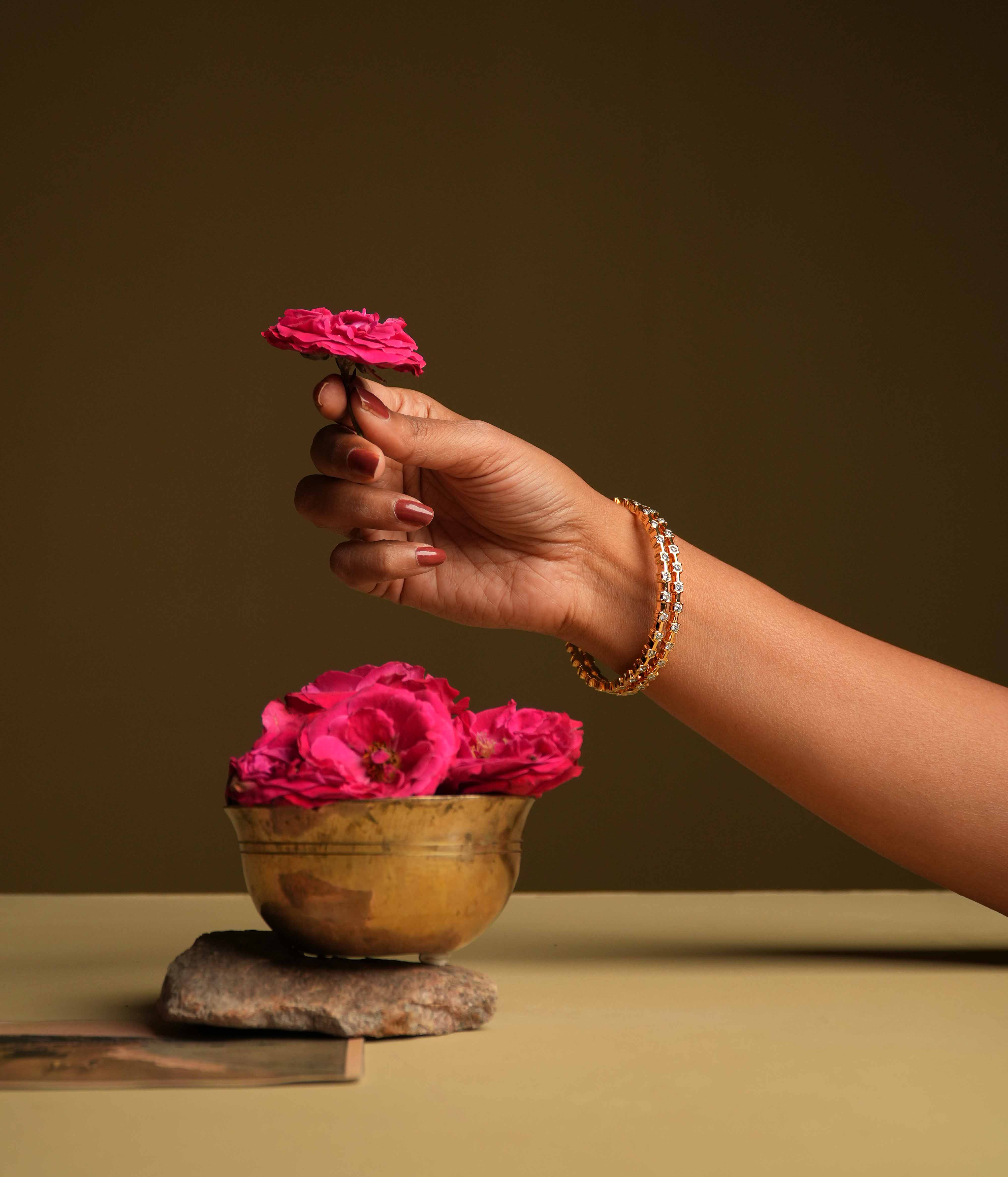 Handmade silver bangles with white cut stones insert type