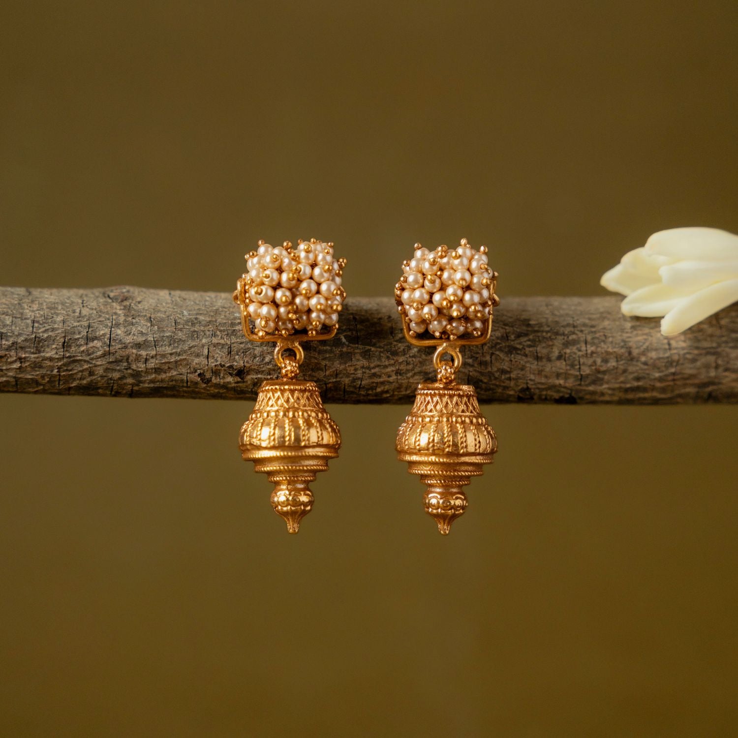 Traditional-silver-jewellery-earrings-Chennai.jpg