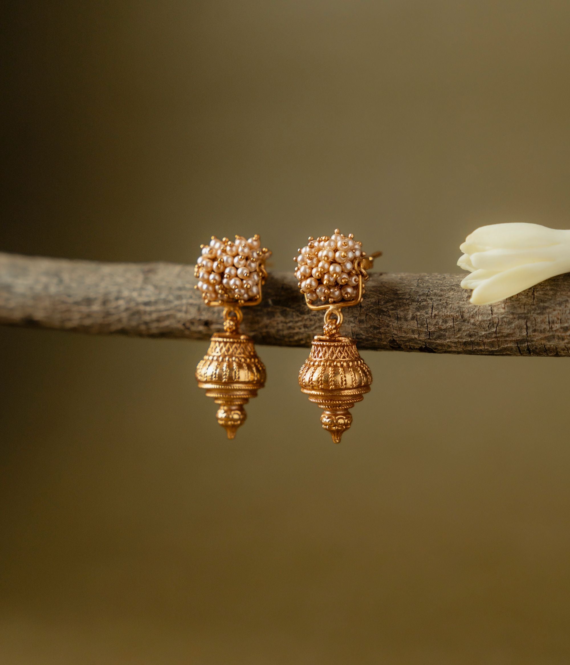 Luxury-silver-jewellery-earrings-Chennai.jpg
