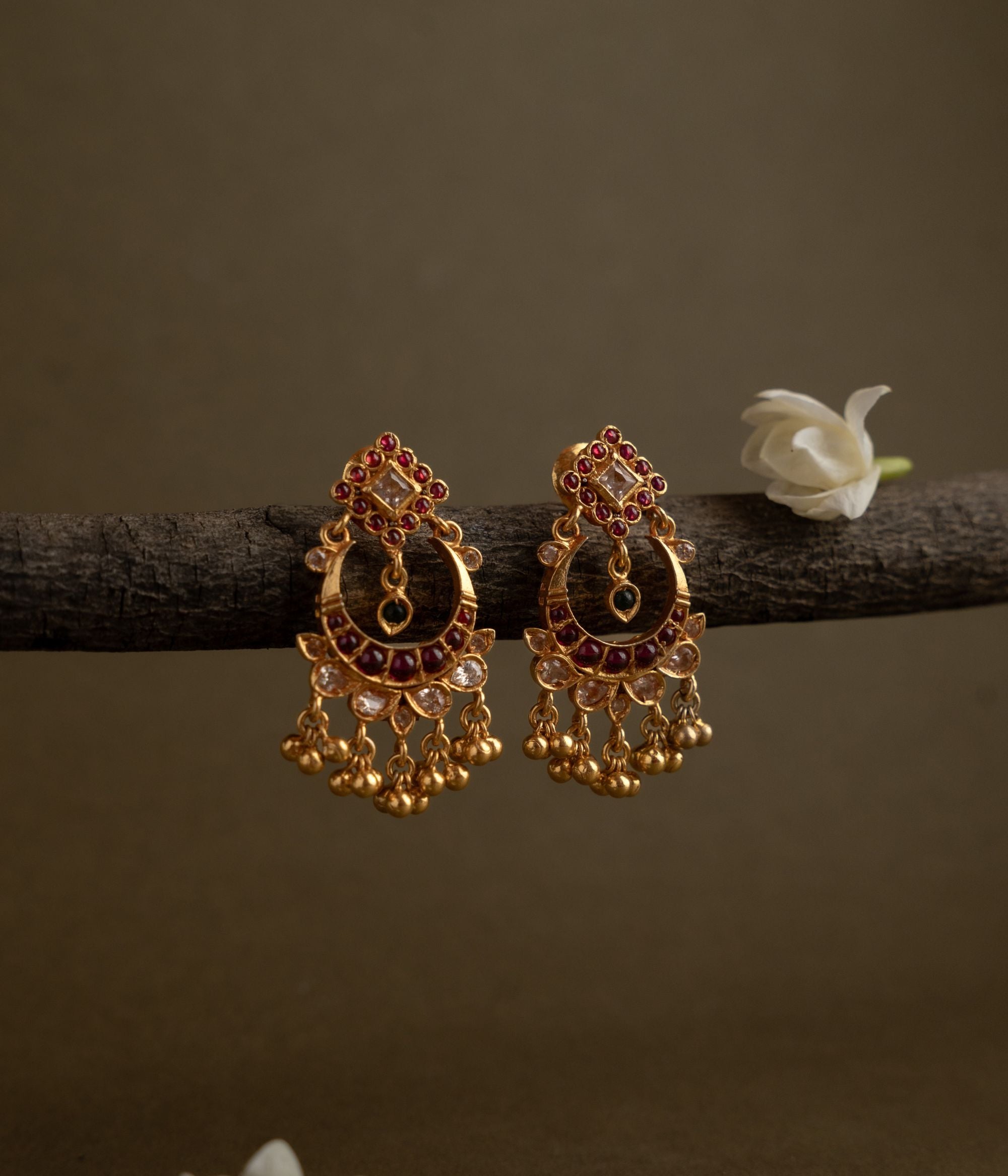 Handcrafted-silver-jewellery-earrings-Chennai.jpg