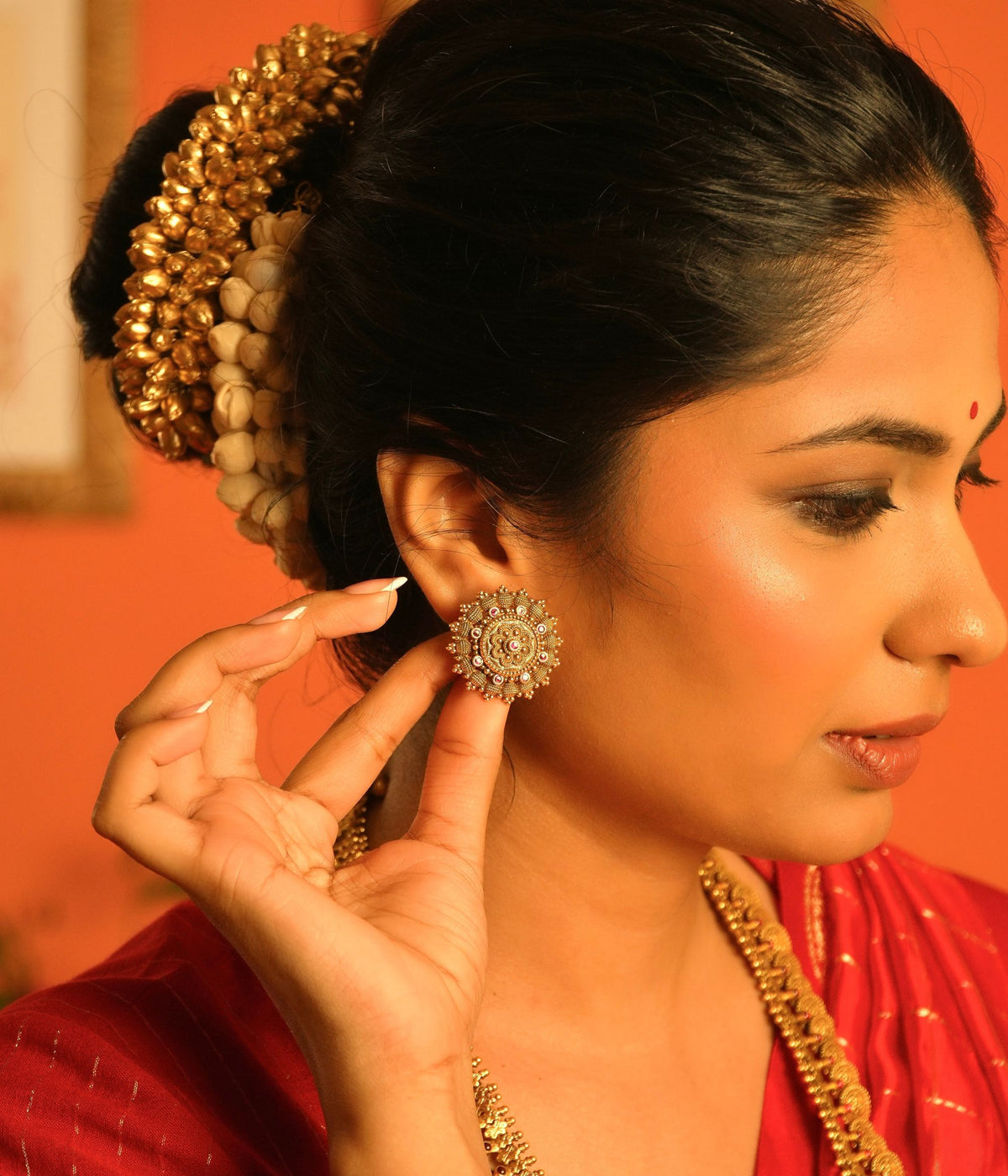 Traditional-silver-jewellery-studs-Chennai.jpg