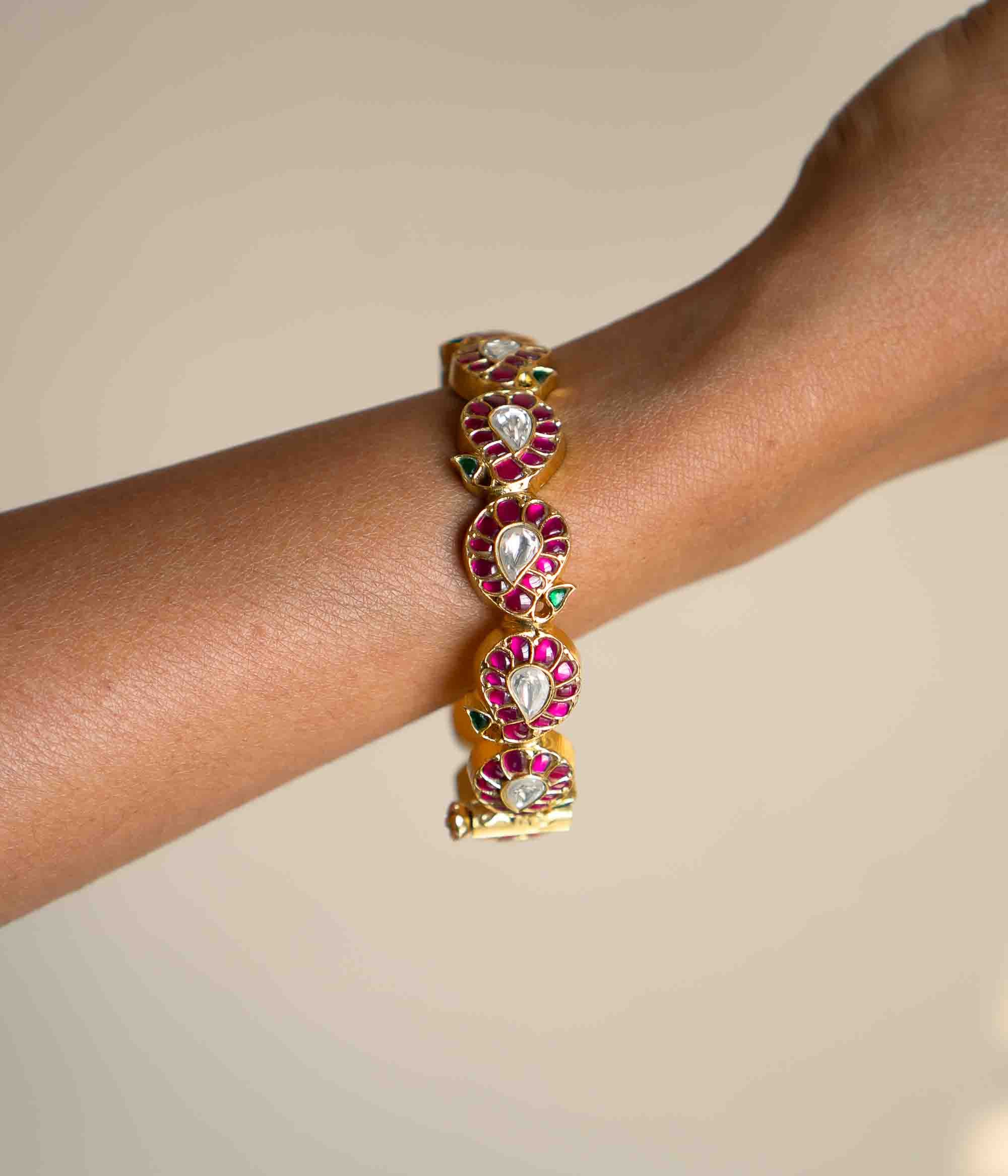 Mayil Patt Paisley Inspired Kundan Kada