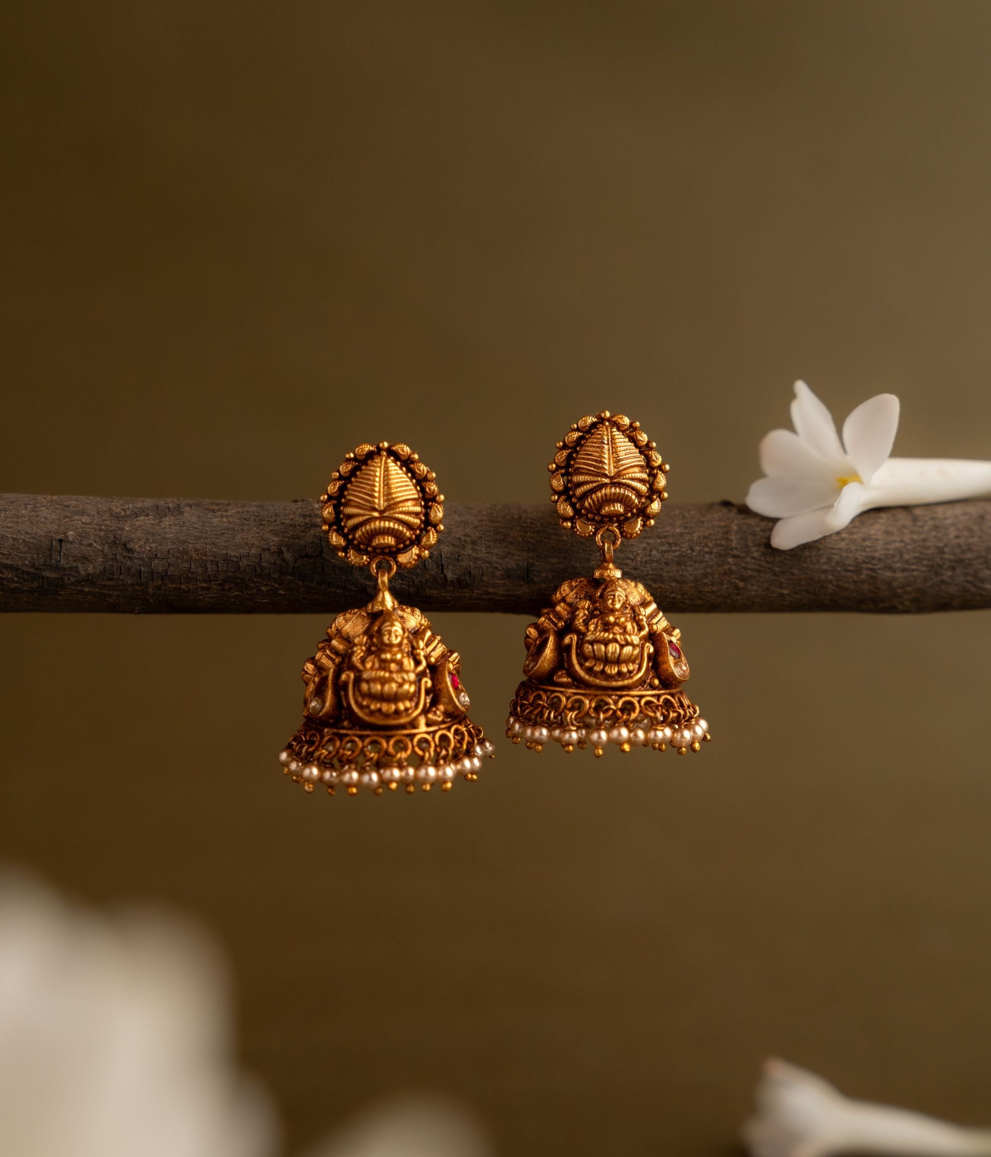 Handcrafted-silver-jewellery-earrings-Chennai.jpg